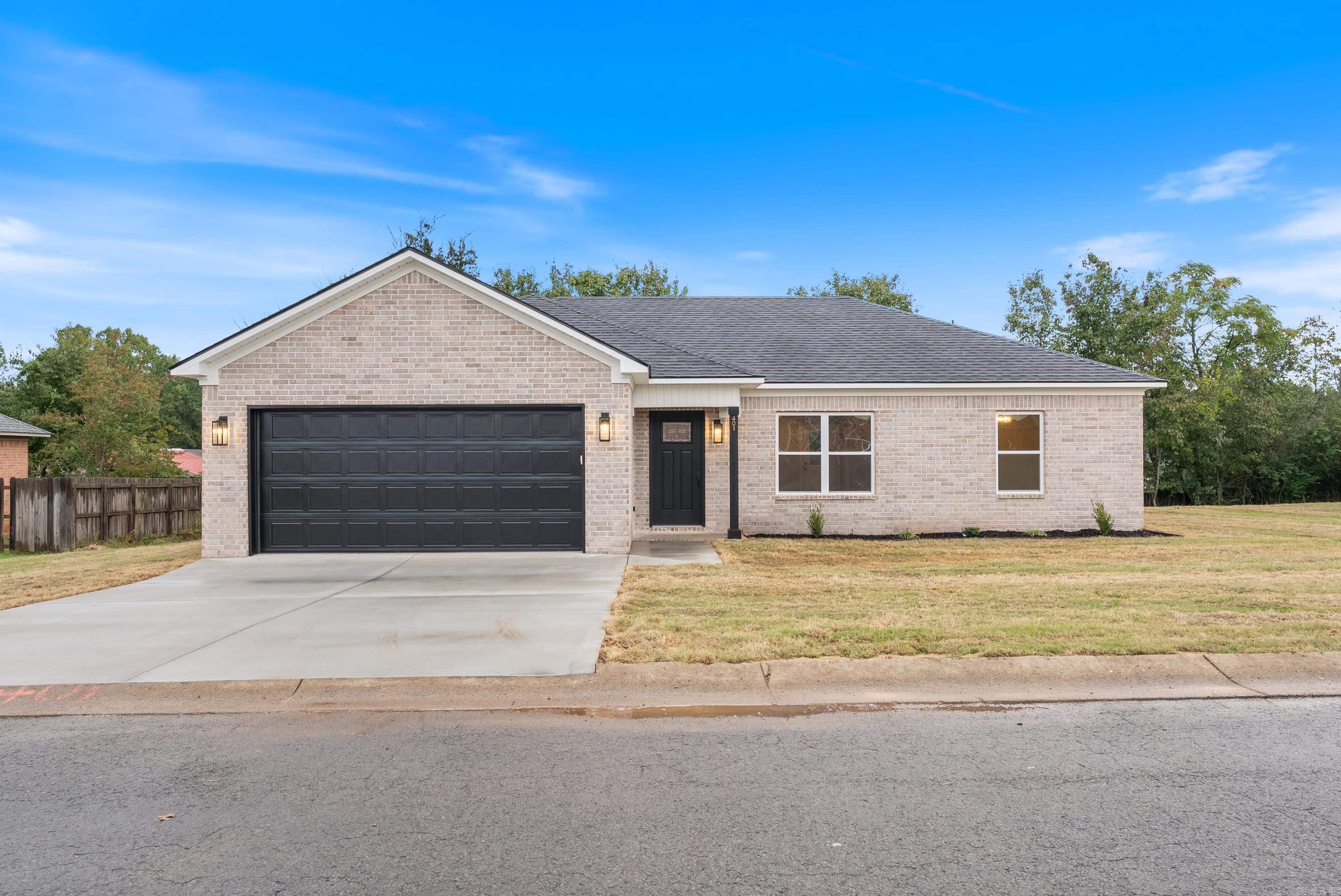 PARKWAY ESTATE - Residential