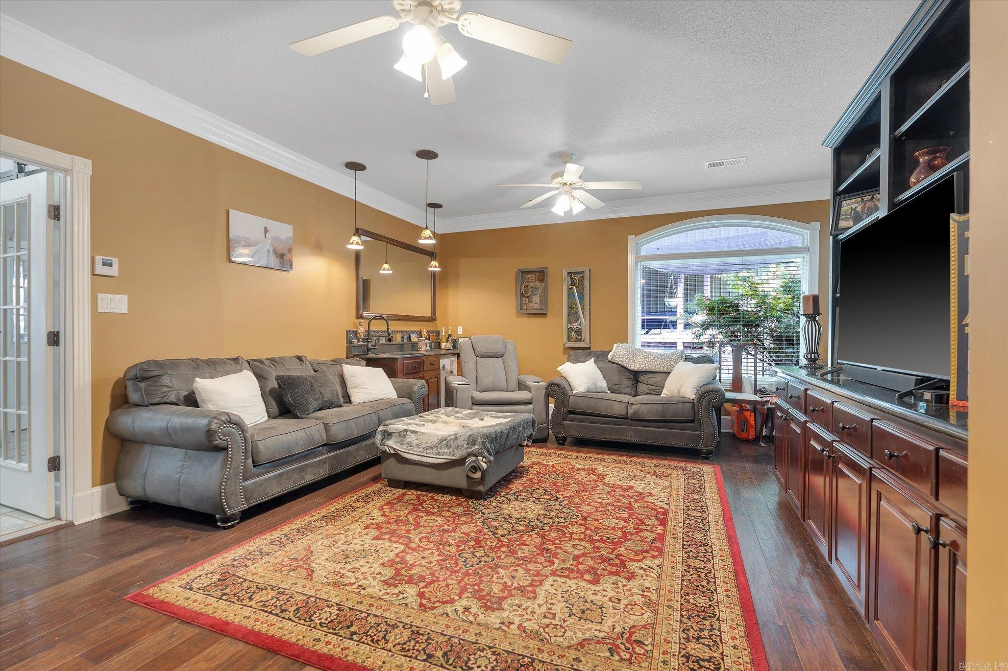 Central Community - Residential