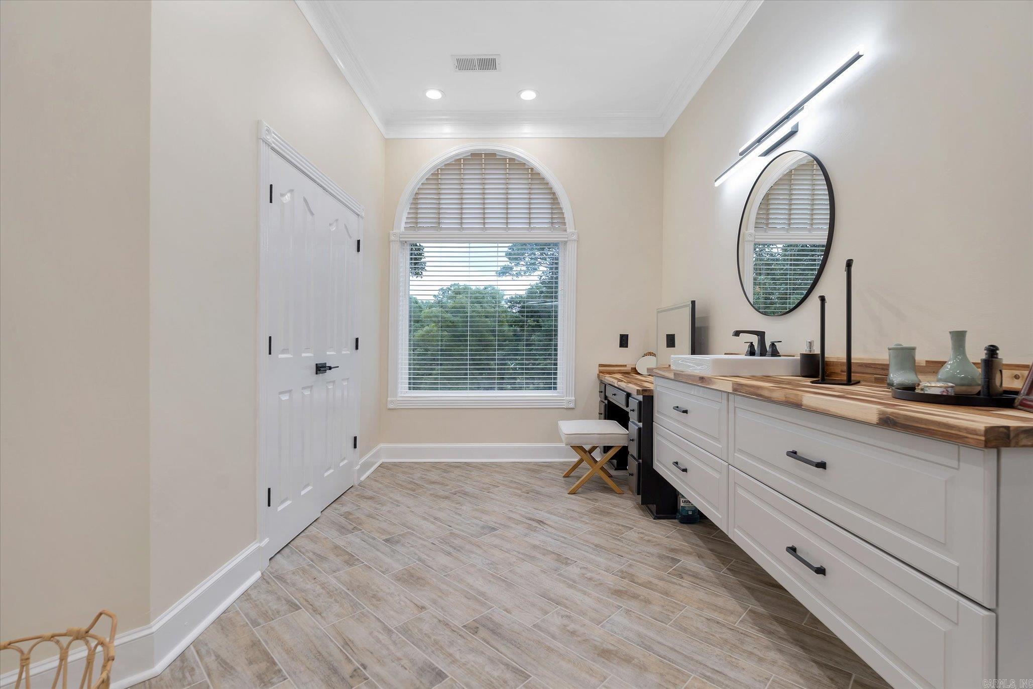 Central Community - Residential