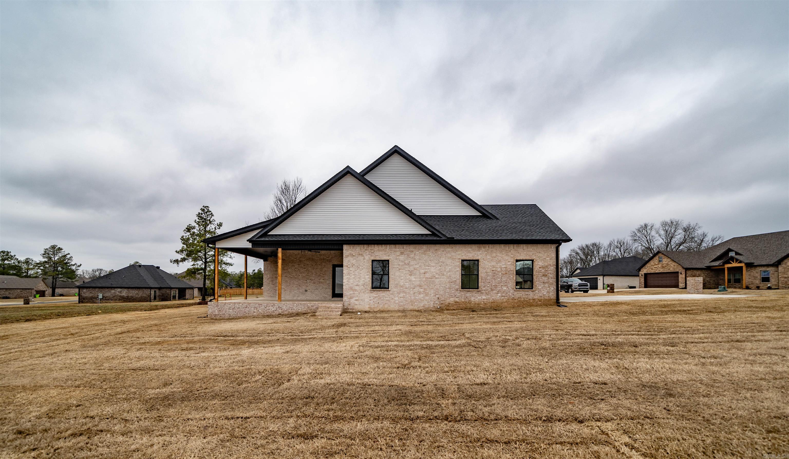 HIDDEN VALLEY ESTATES - Residential