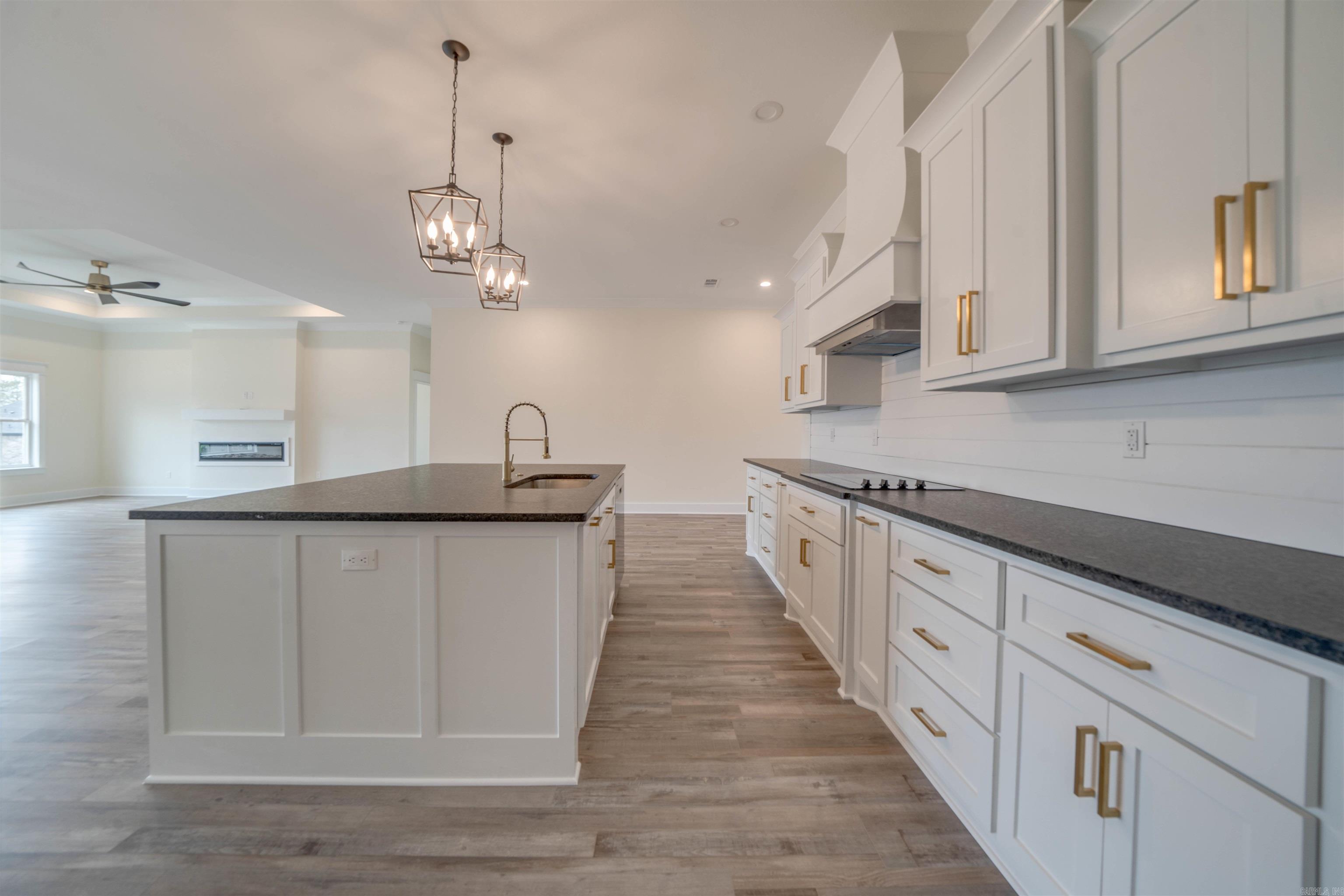 HIDDEN VALLEY ESTATES - Residential