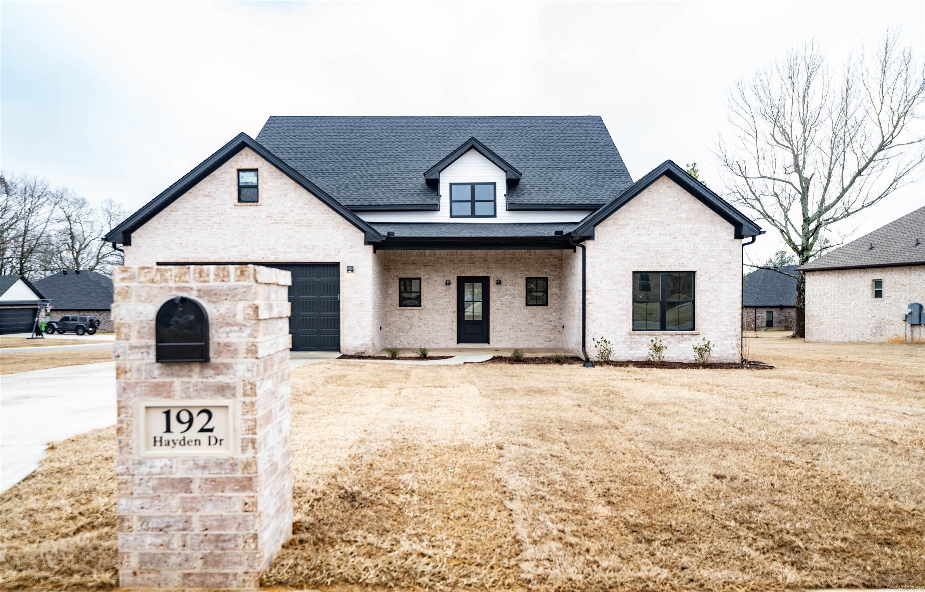 HIDDEN VALLEY ESTATES - Residential