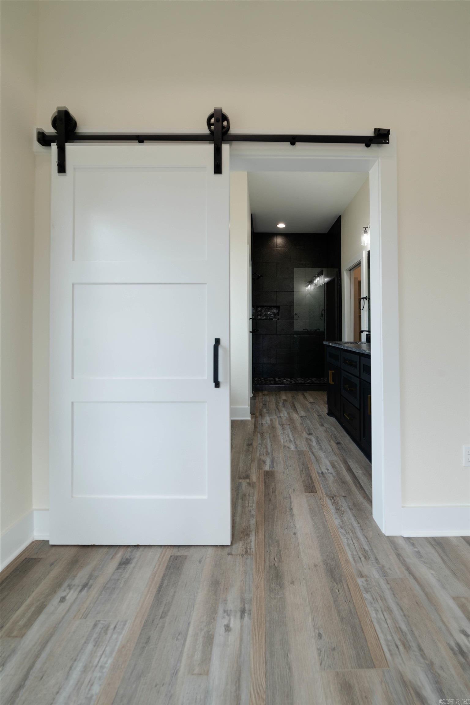 HIDDEN VALLEY ESTATES - Residential