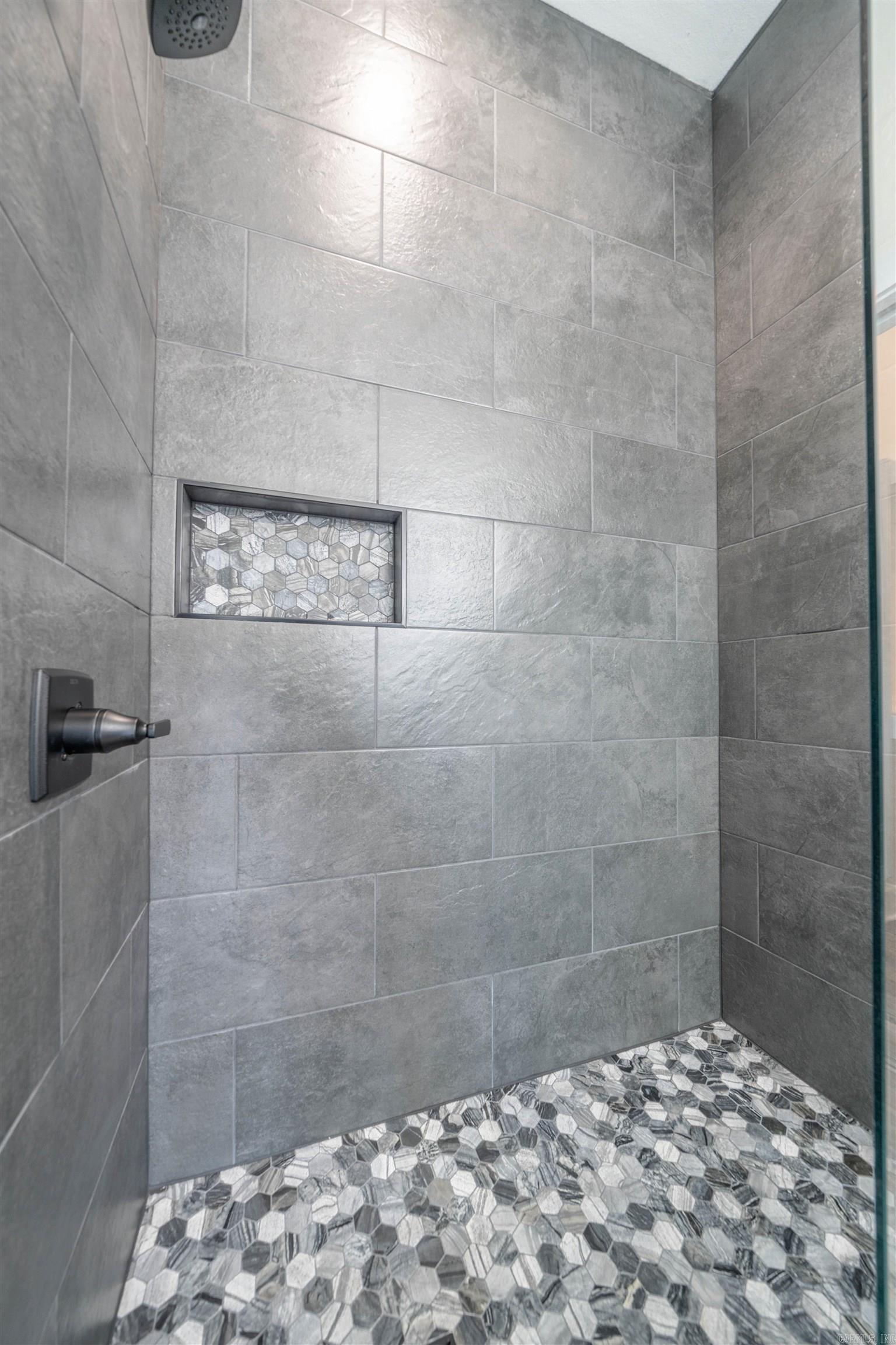 HIDDEN VALLEY ESTATES - Residential