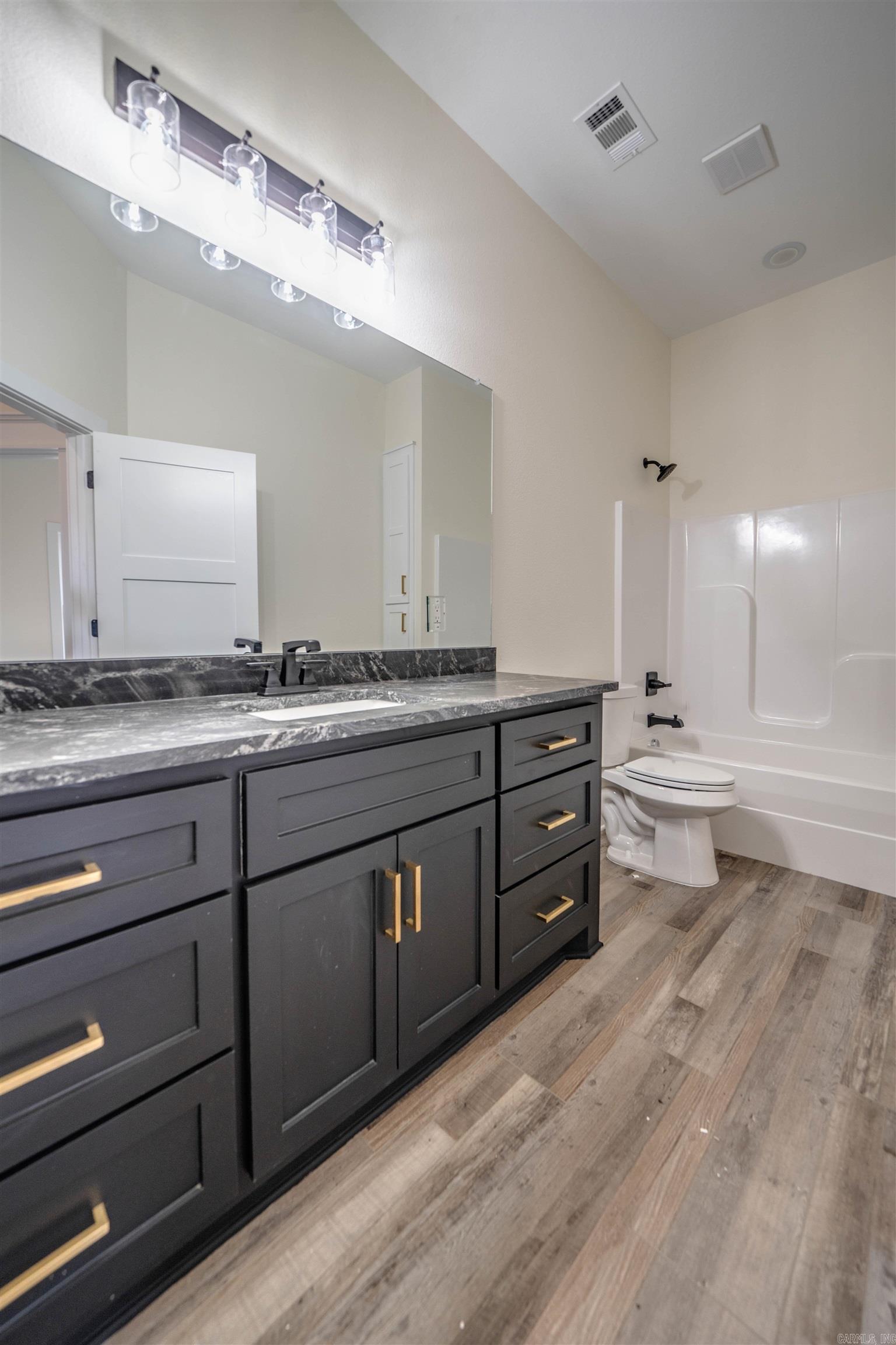 HIDDEN VALLEY ESTATES - Residential