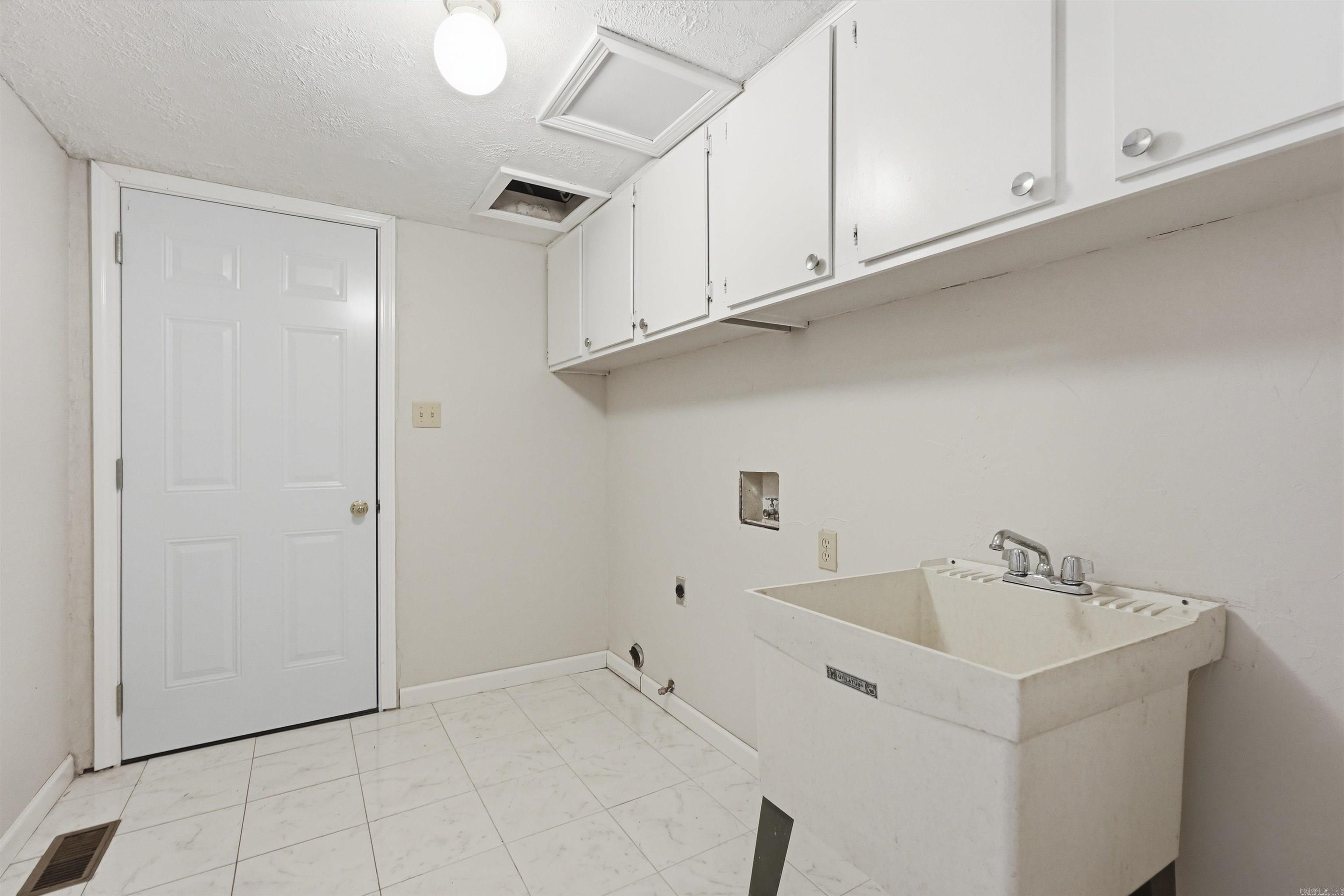 OVERBROOK - Residential