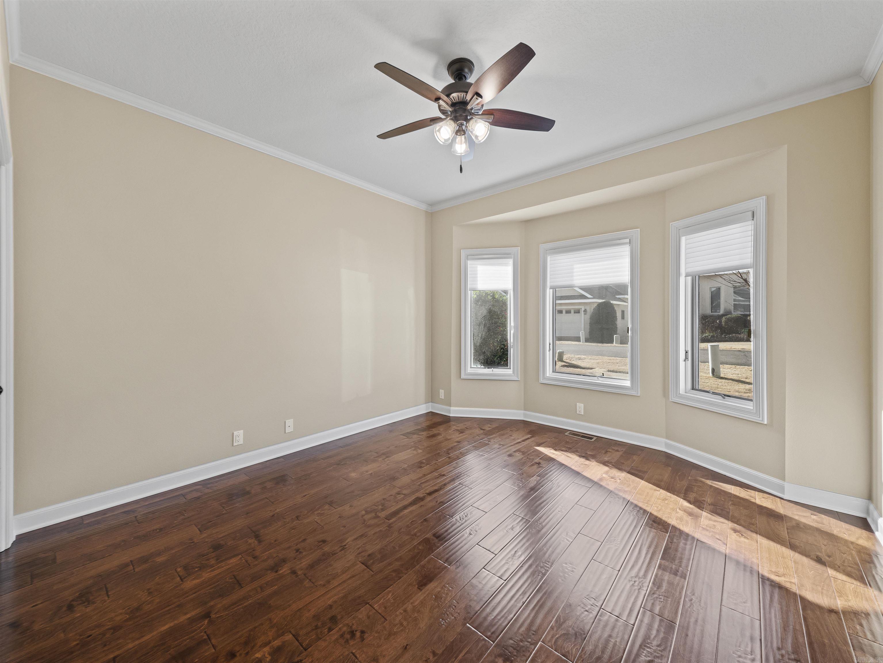 DIVINO COURTS - Residential