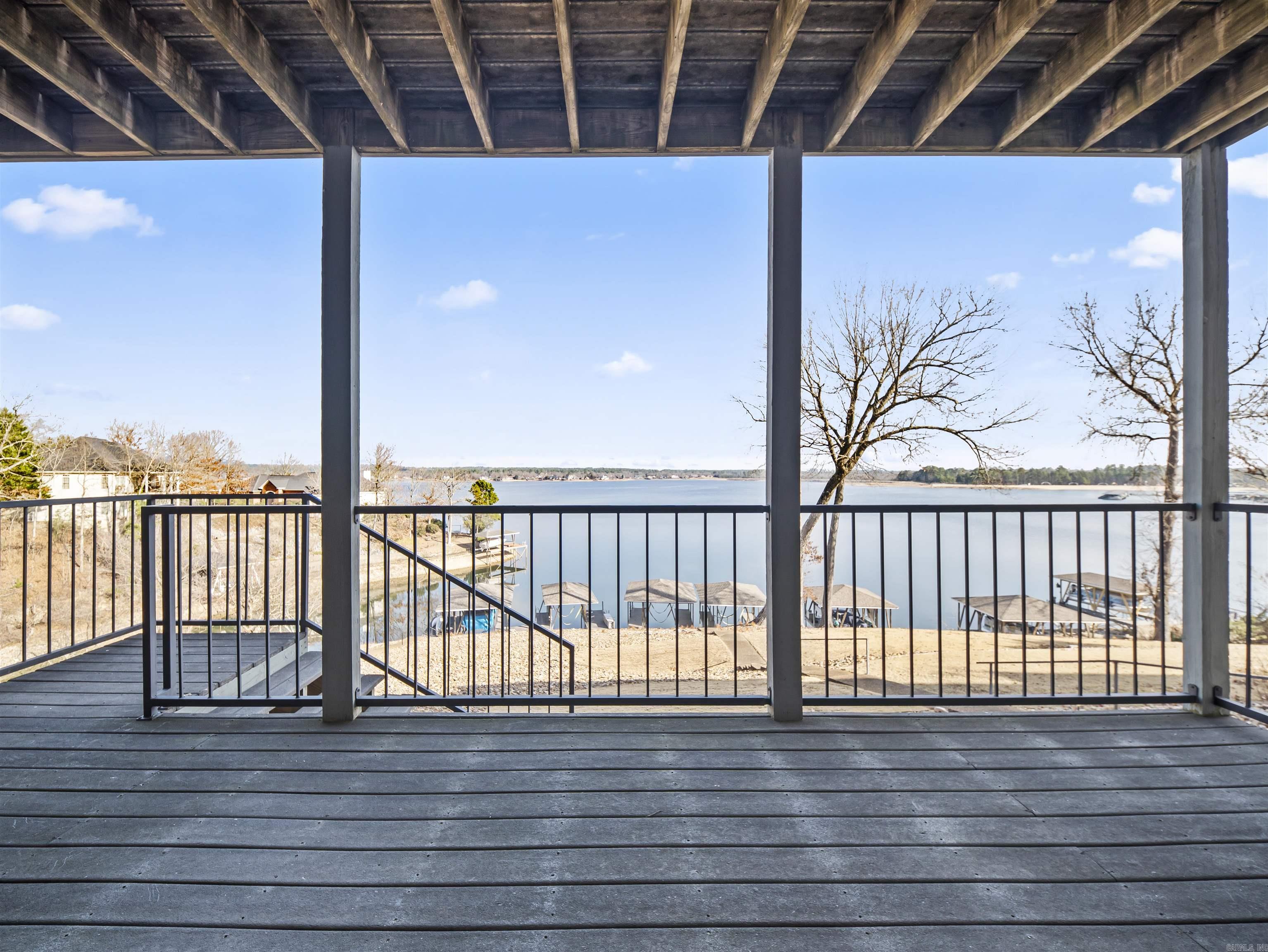 DIVINO COURTS - Residential