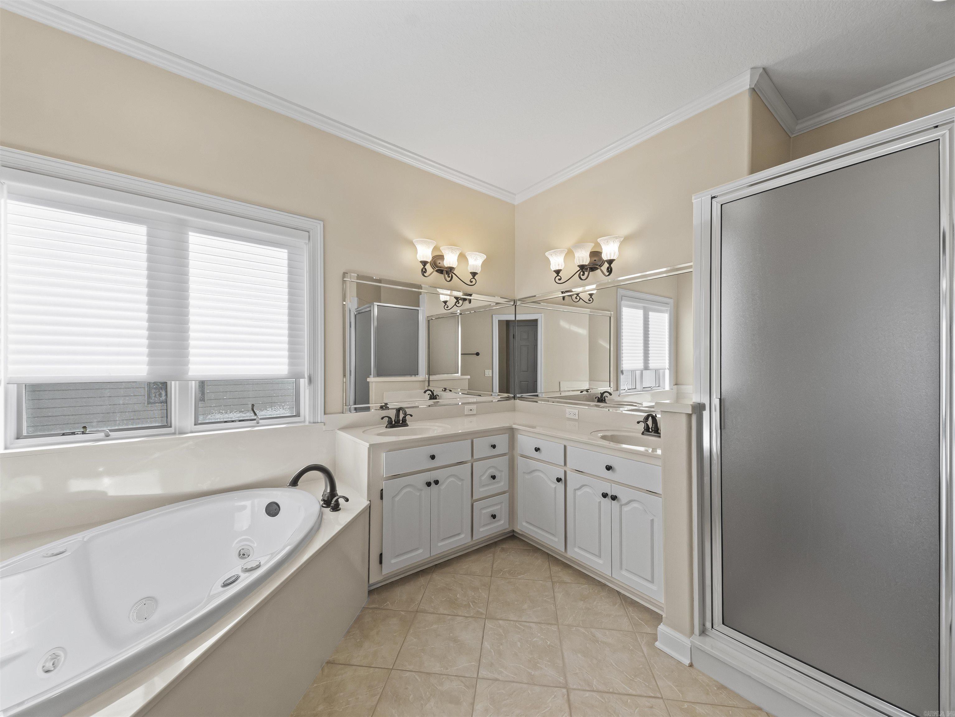 DIVINO COURTS - Residential