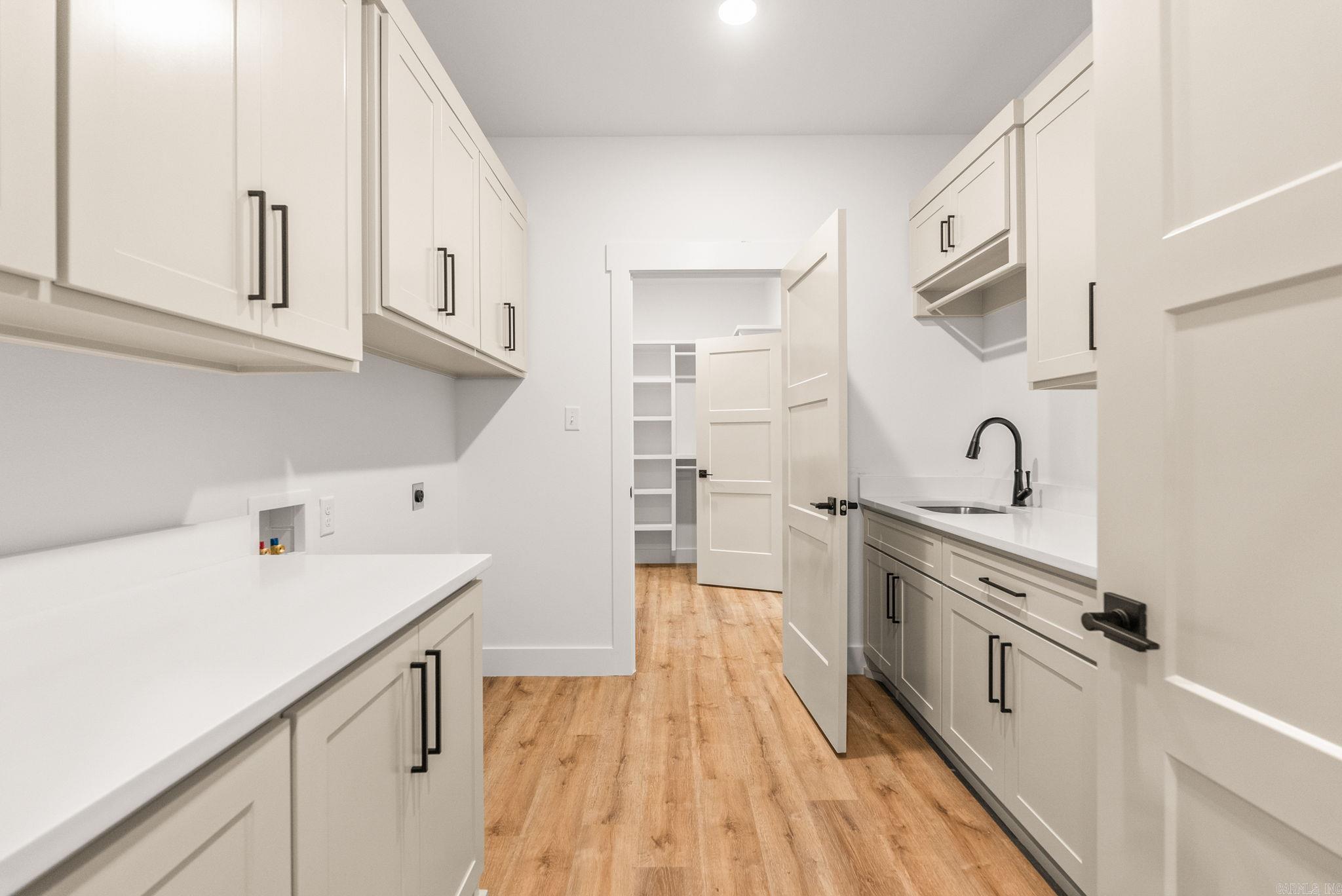 REPUBLICAN VALLEY ESTATES - Residential