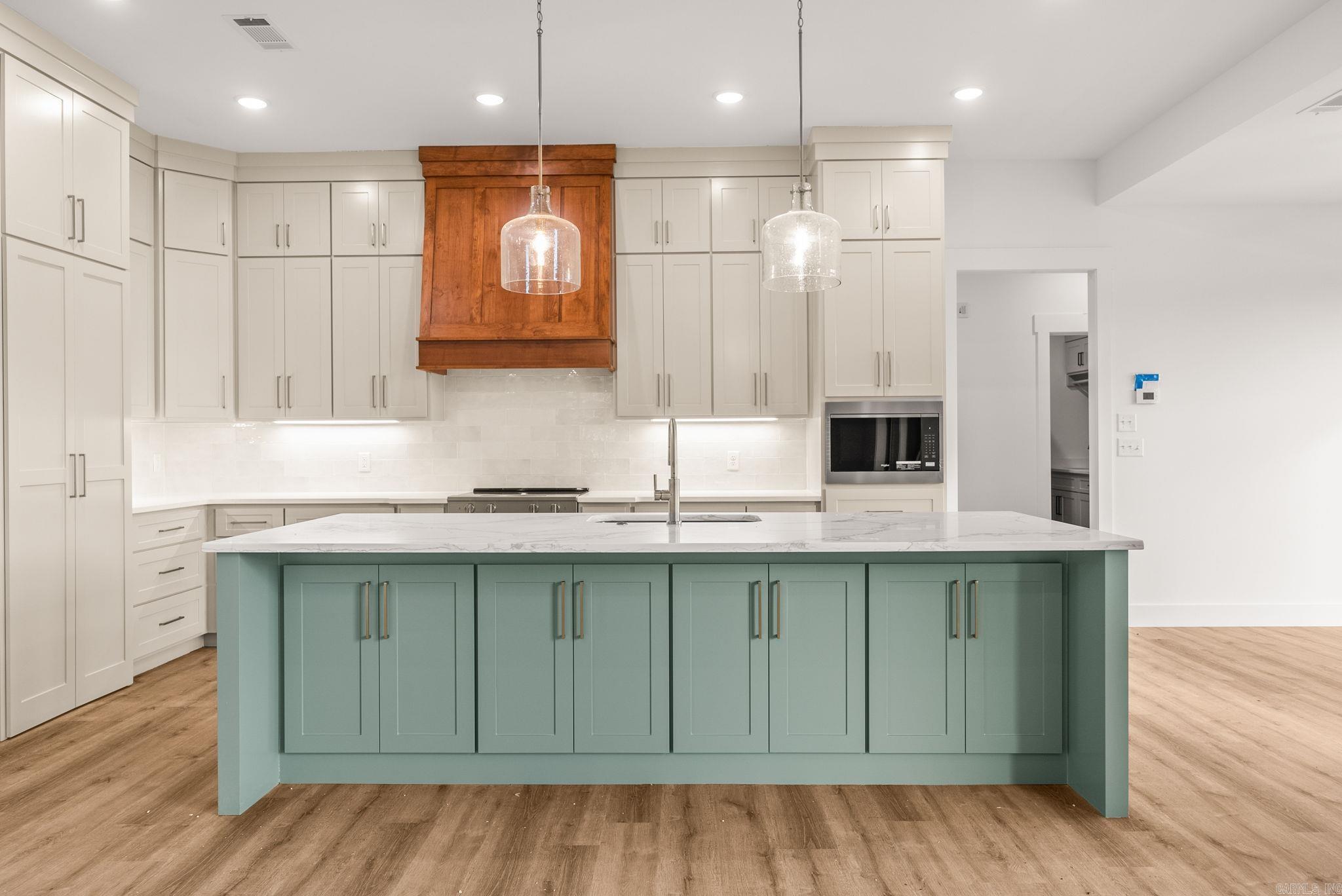 REPUBLICAN VALLEY ESTATES - Residential