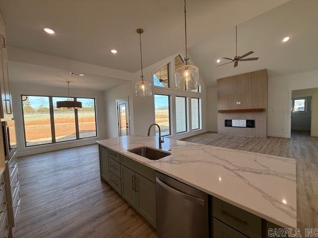 REPUBLICAN VALLEY ESTATES - Residential