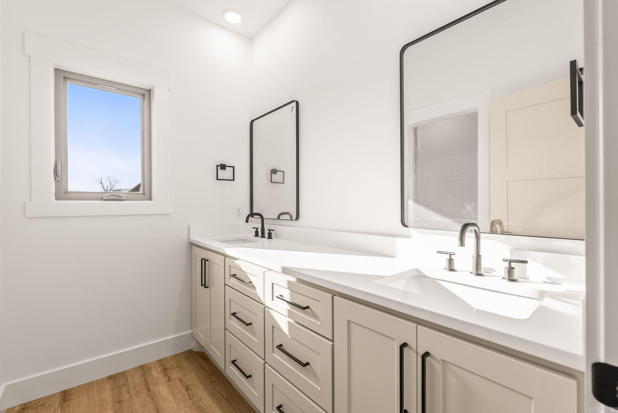 REPUBLICAN VALLEY ESTATES - Residential