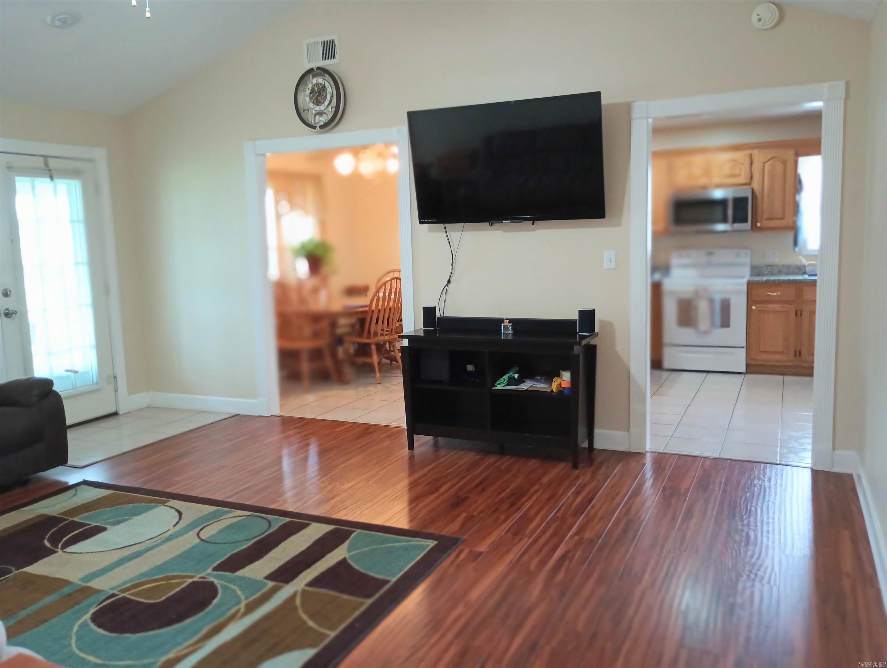 CARRIAGE HILL - Residential