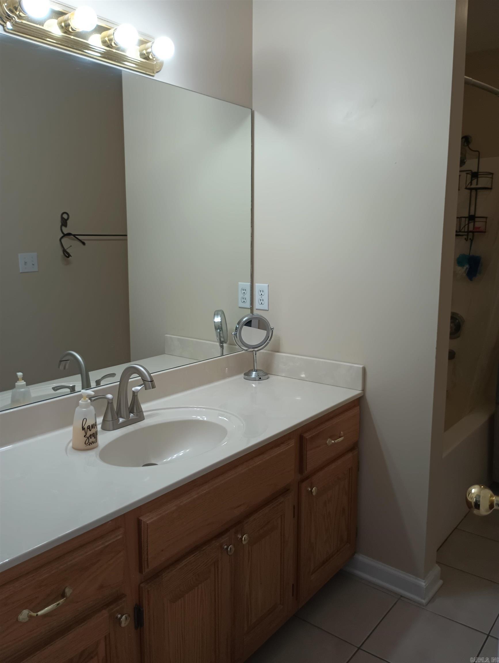 CARRIAGE HILL - Residential