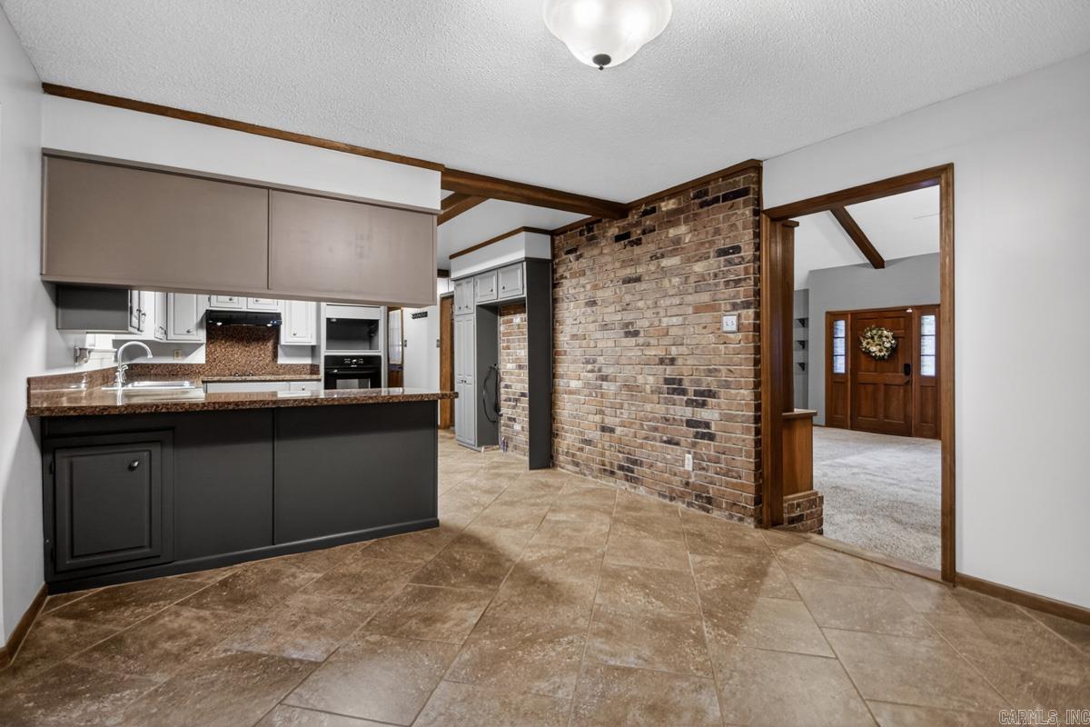 OVERBROOK - Residential