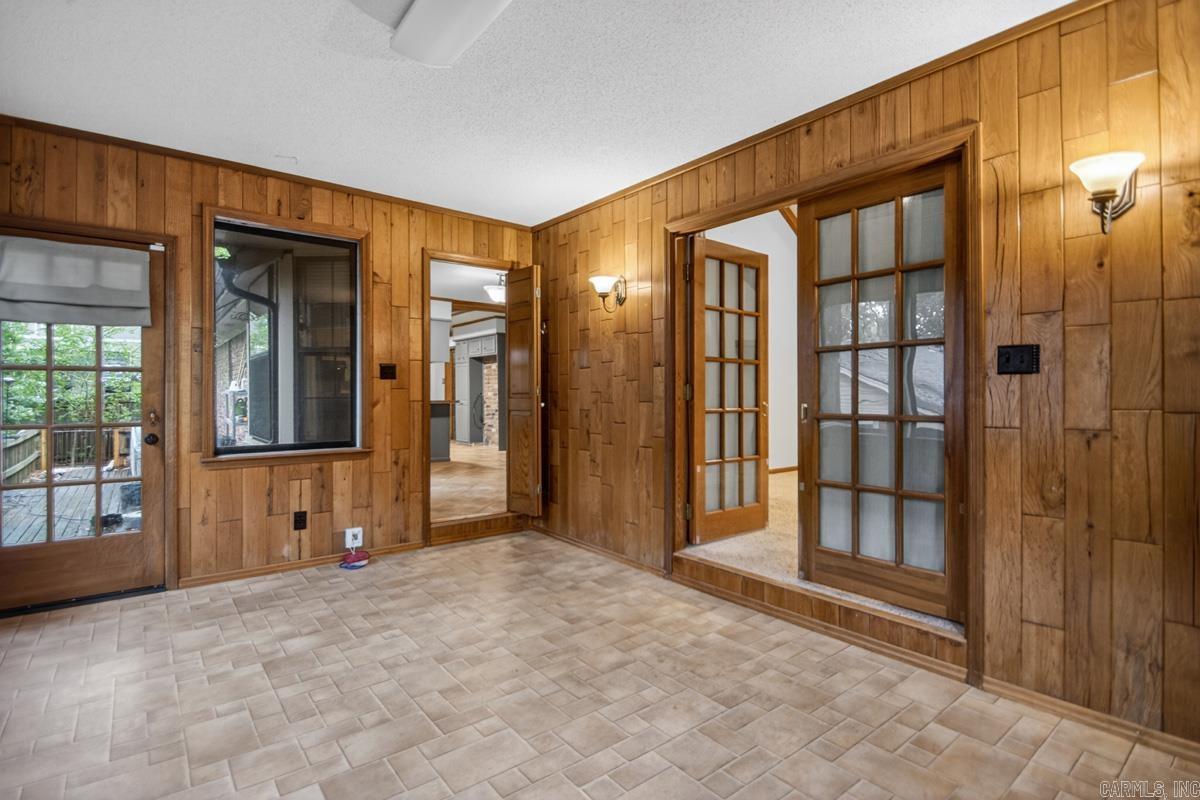 OVERBROOK - Residential