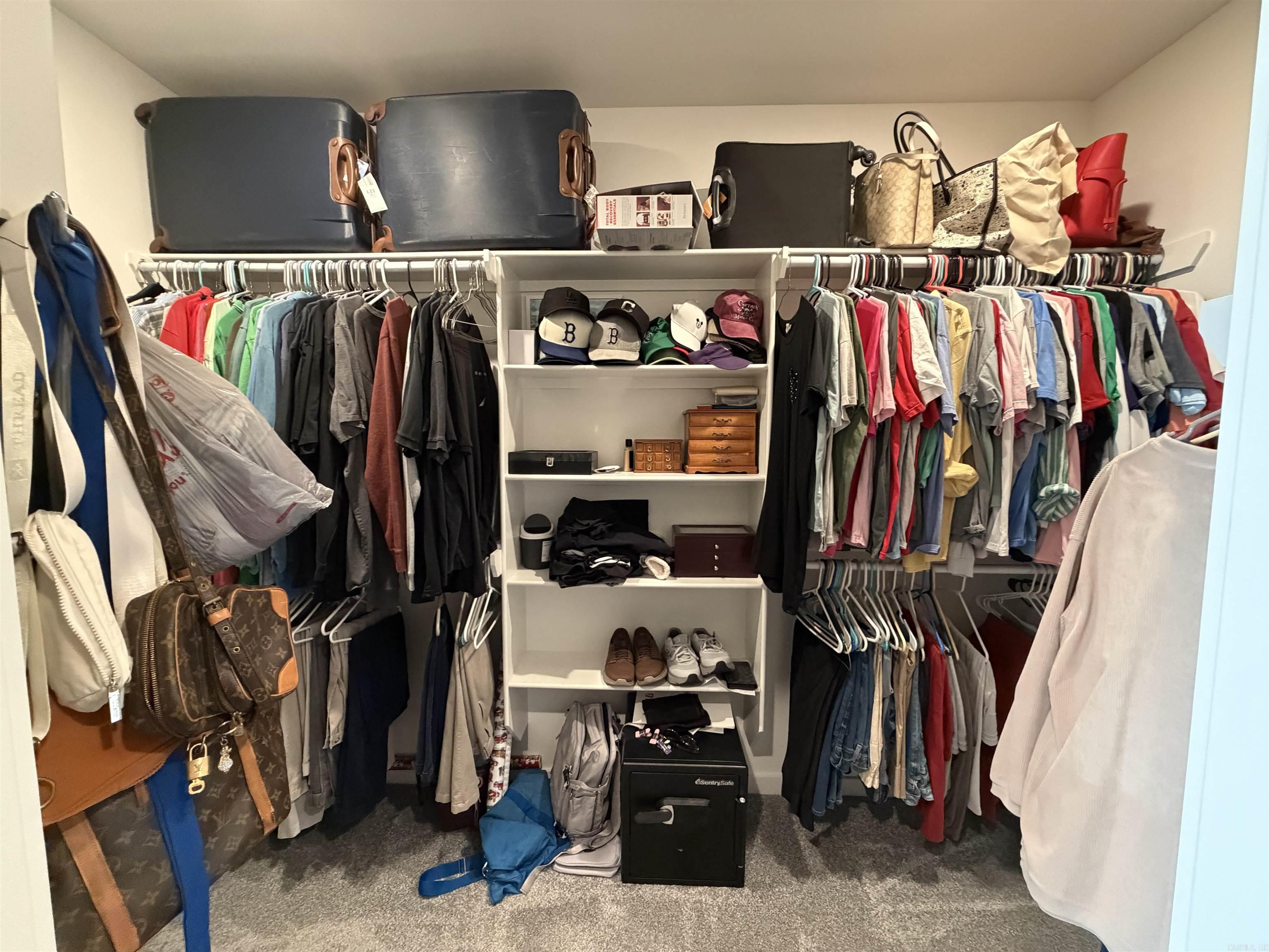 LAKEVIEW ACRES - Residential