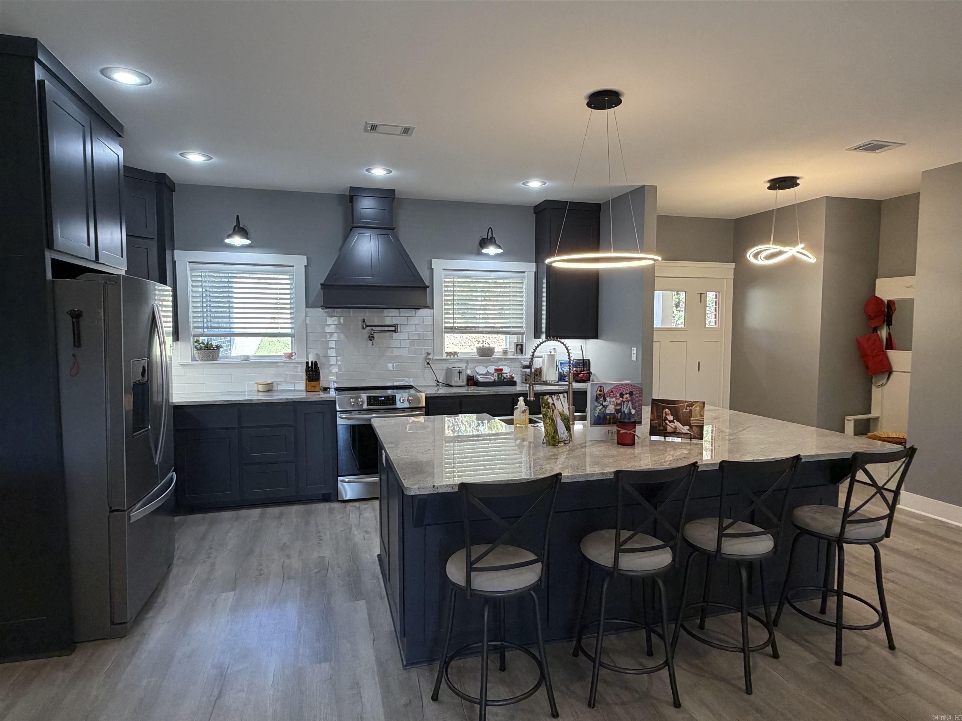 LAKEVIEW ACRES - Residential