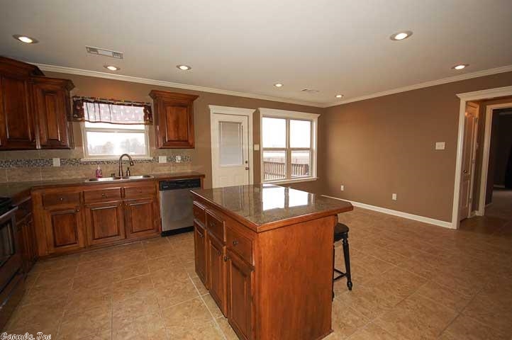 JAXON TERRACE - Residential