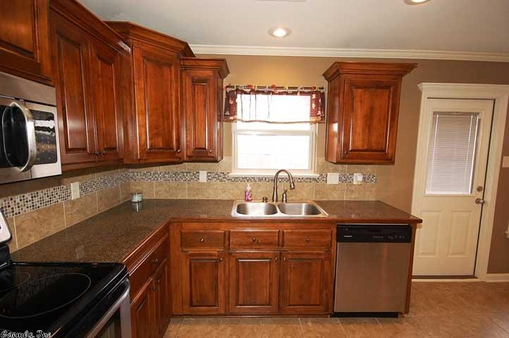 JAXON TERRACE - Residential