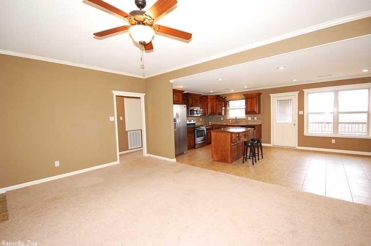 JAXON TERRACE - Residential