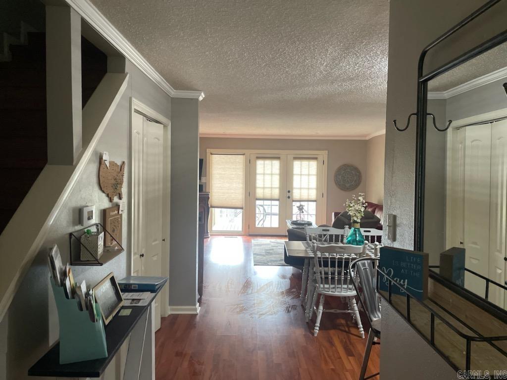 CHELSEA HEIGHTS CONDO - Residential