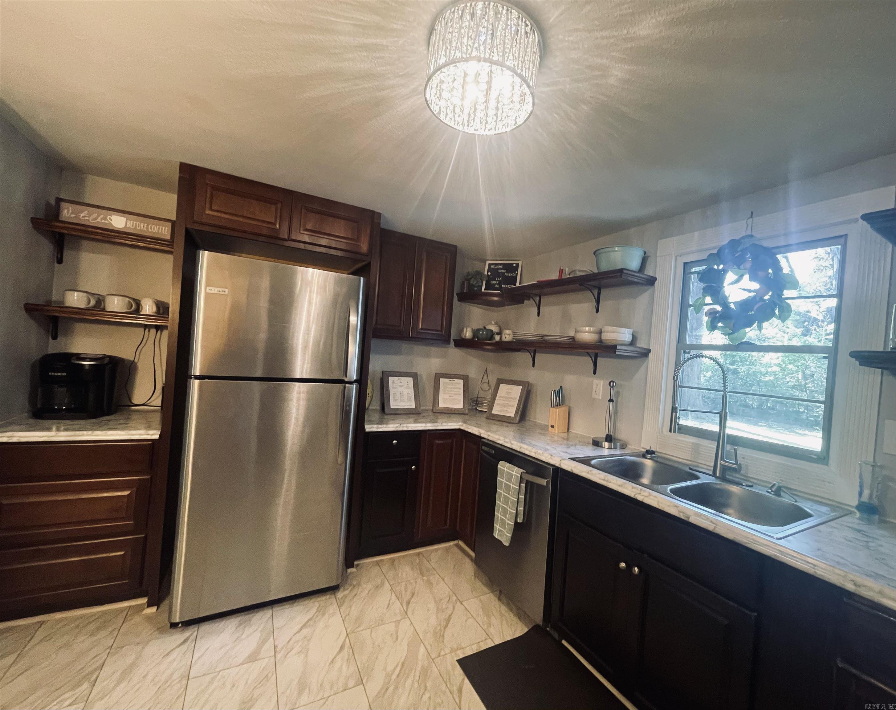 H P MERRITTS ADDN - Residential