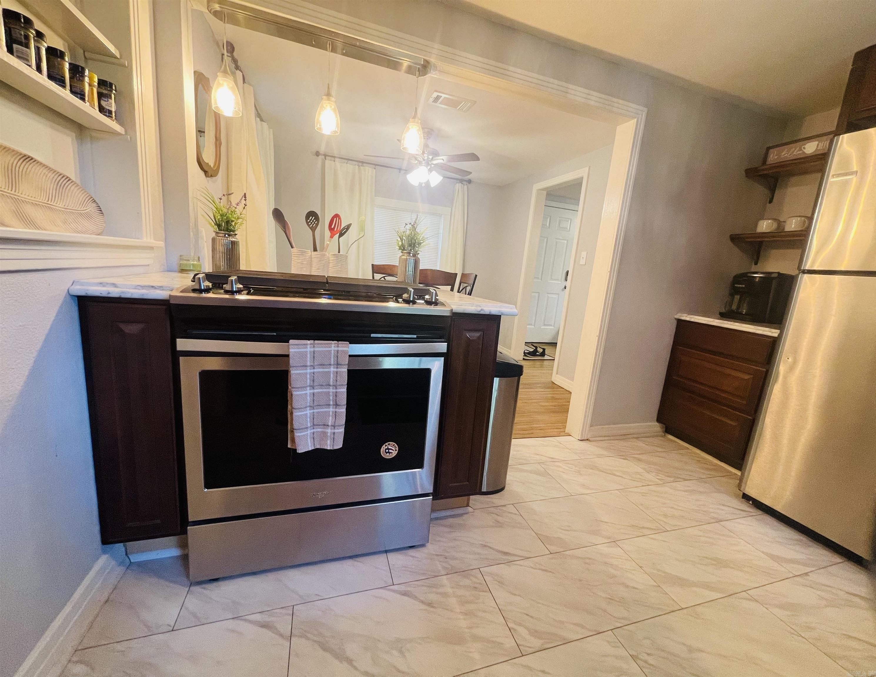 H P MERRITTS ADDN - Residential