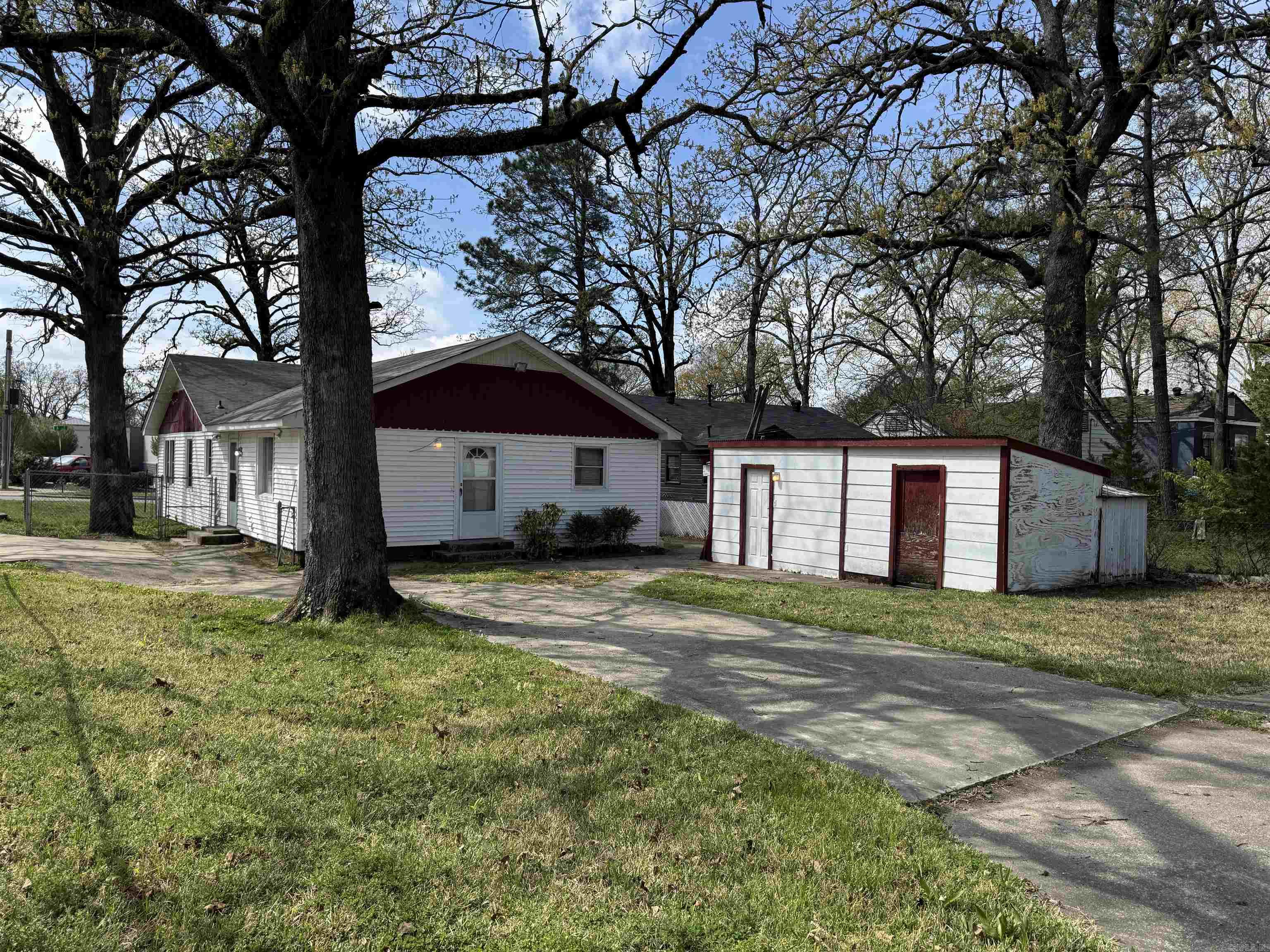 Hillcrest-Pfeifer - Residential