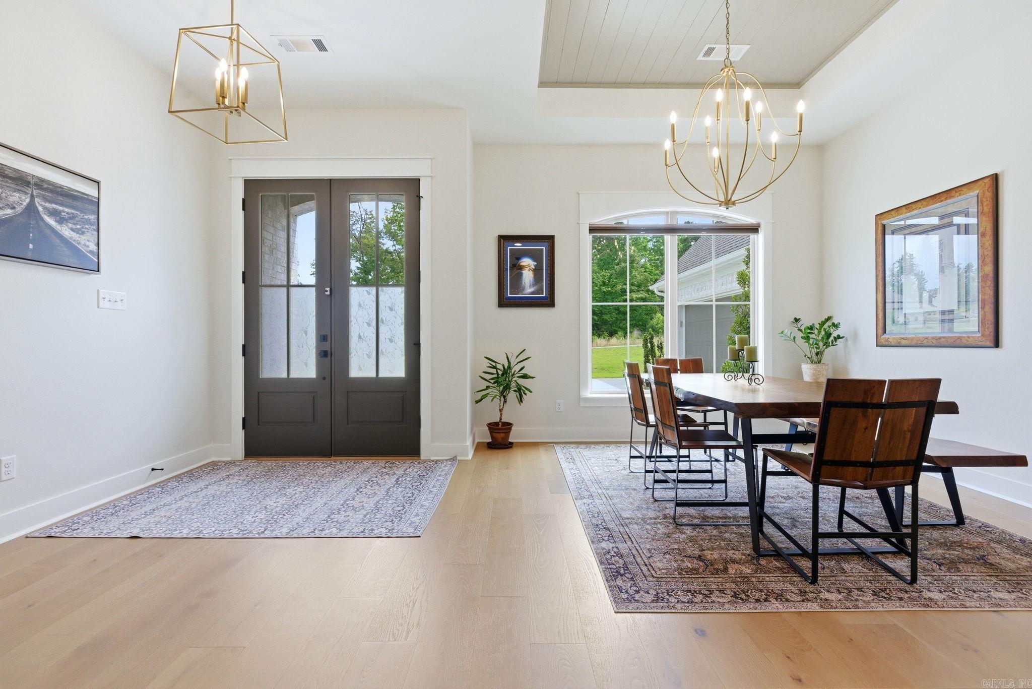 CHARLESTON PLACE - Residential