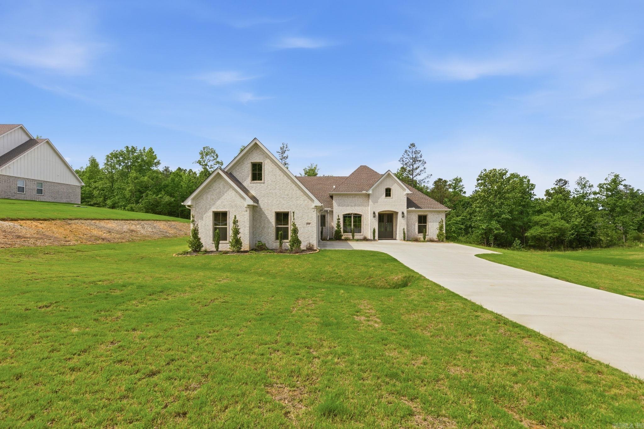 CHARLESTON PLACE - Residential