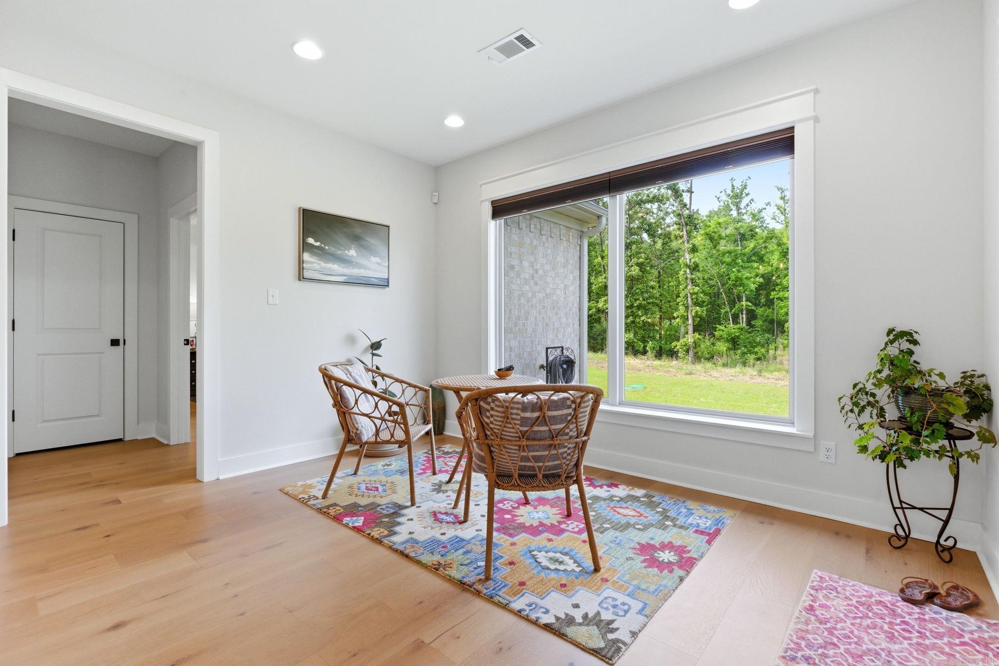 CHARLESTON PLACE - Residential