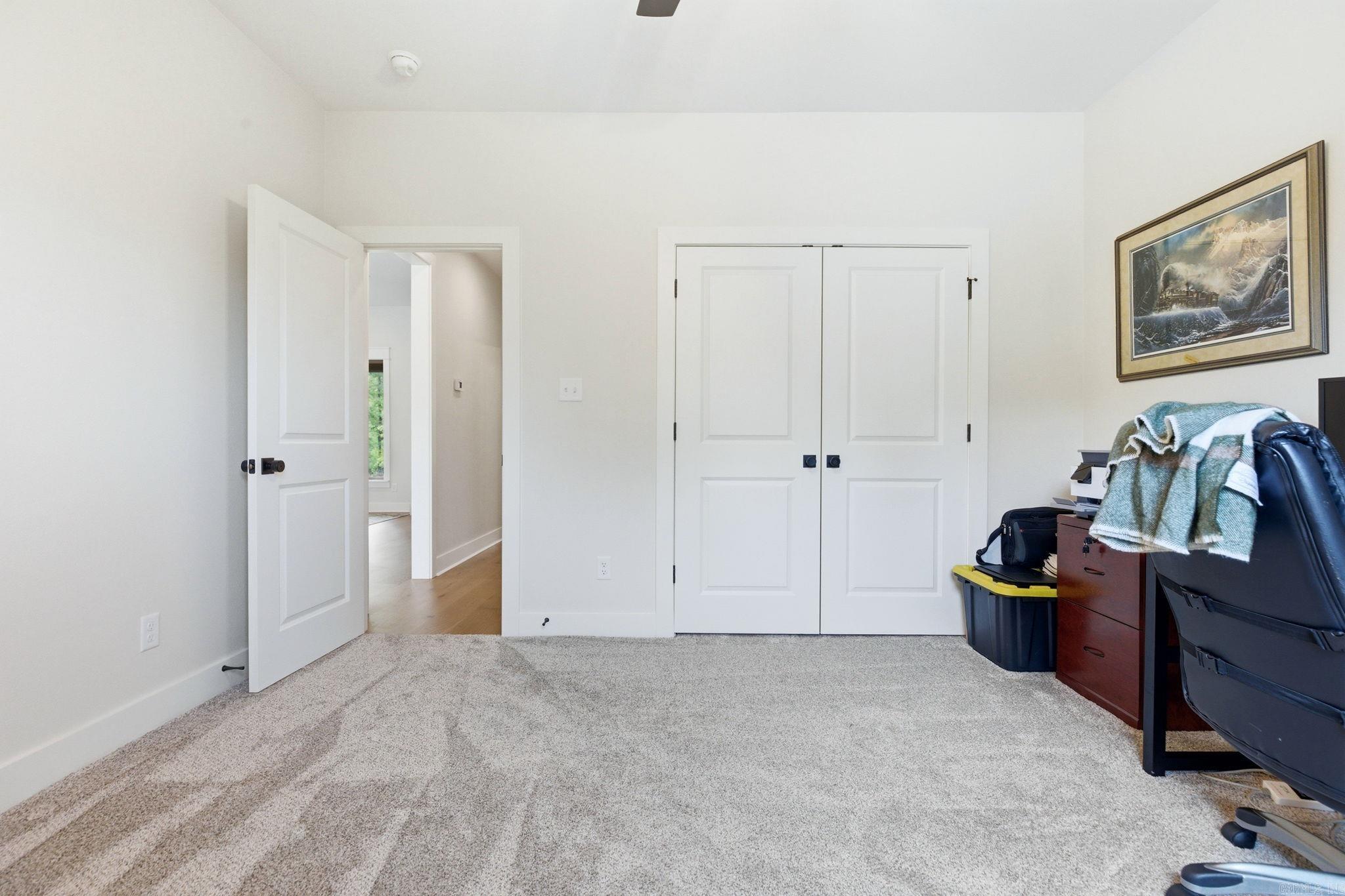 CHARLESTON PLACE - Residential