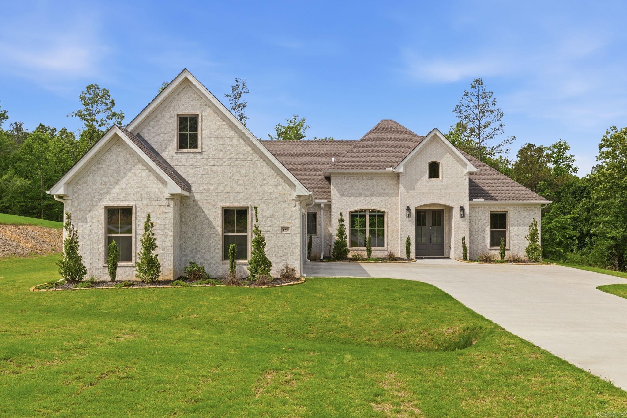 CHARLESTON PLACE - Residential