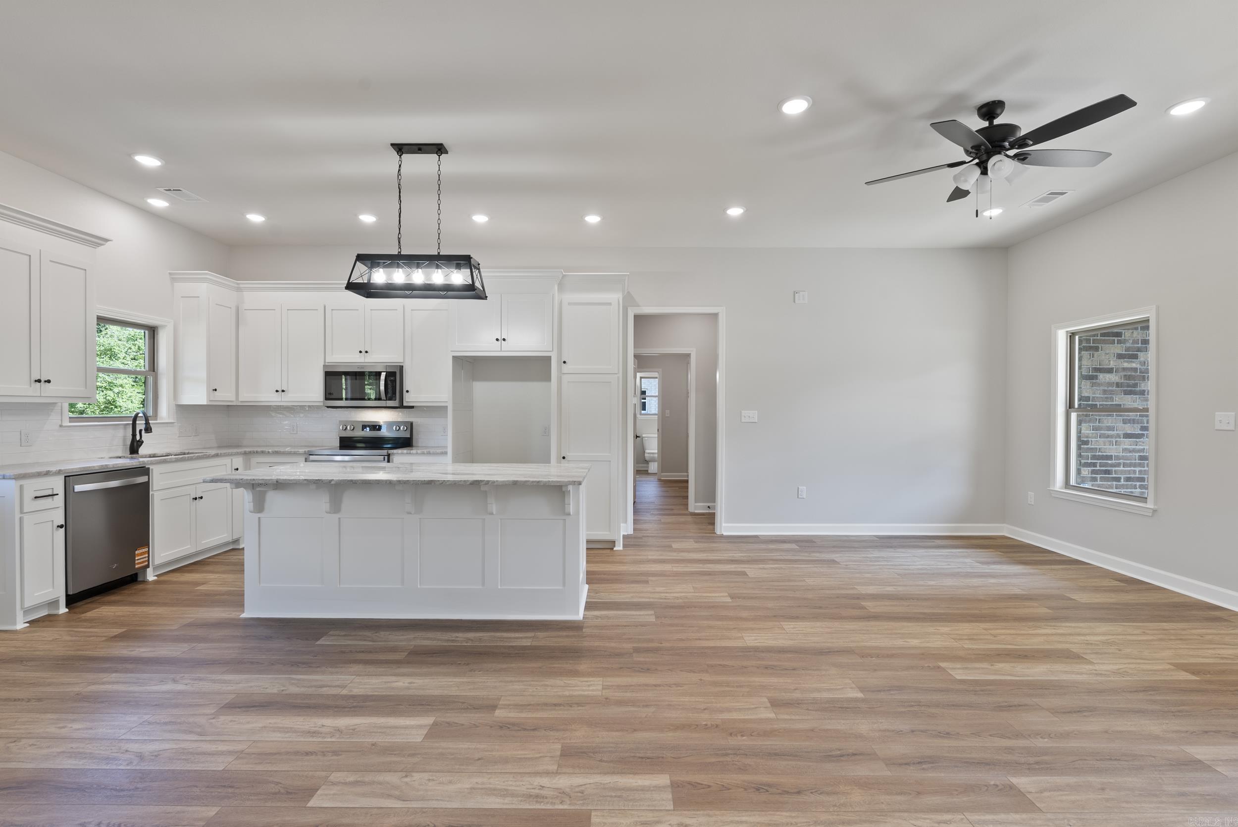 MTN. GROVE SUBDIVISION, PHASE 1 - Residential