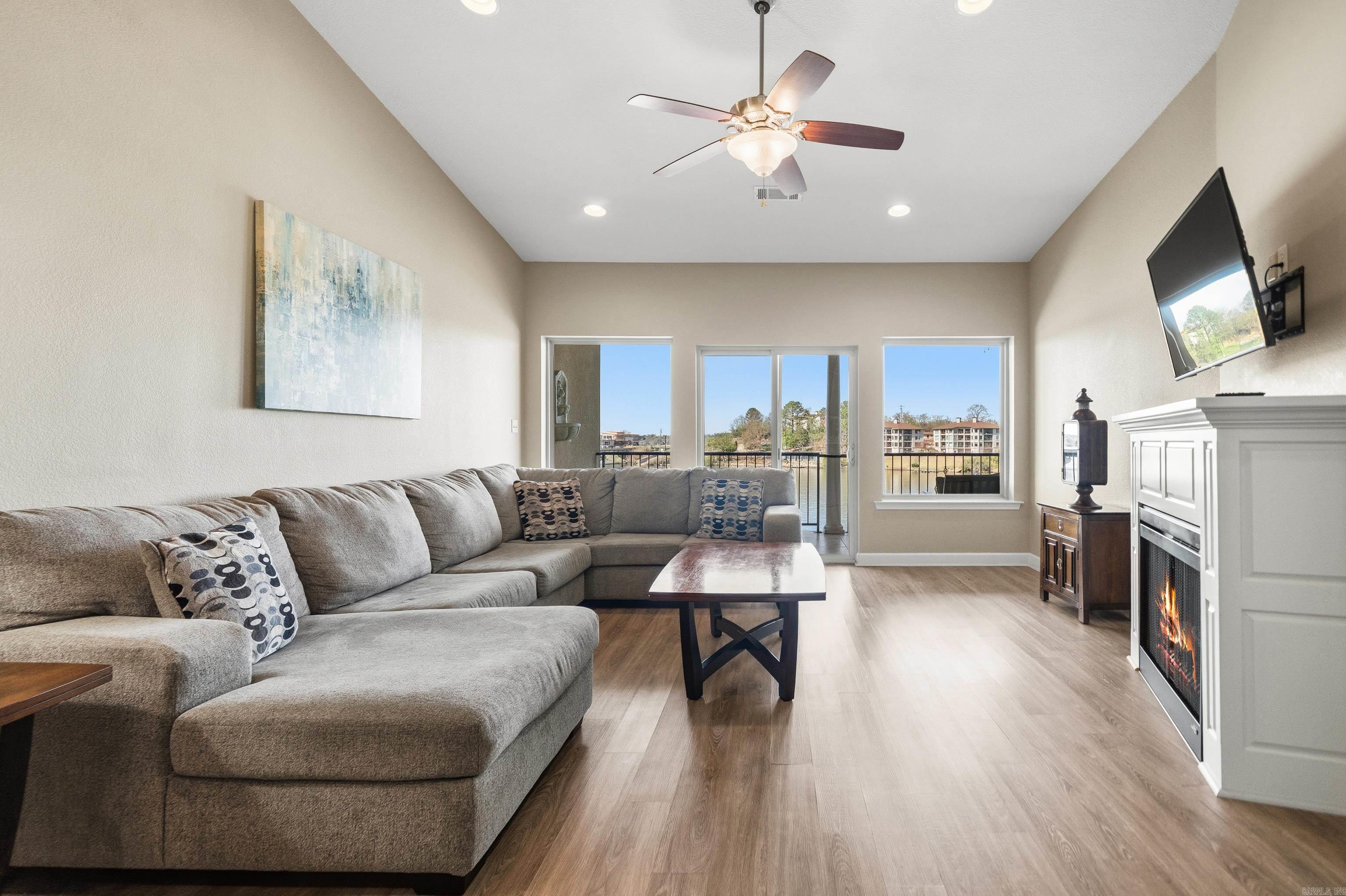 BRIDGEBAY HPR - Residential