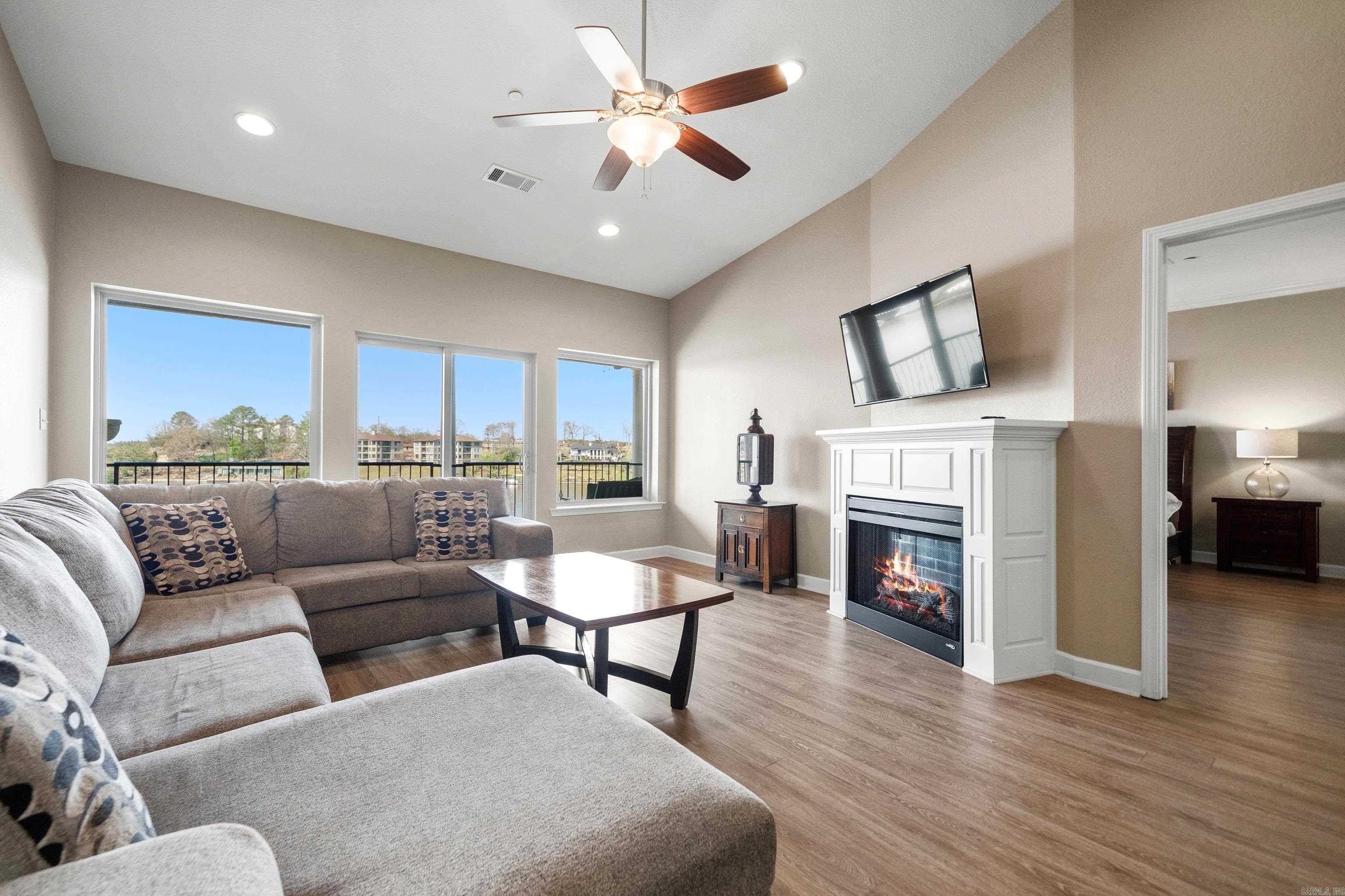 BRIDGEBAY HPR - Residential