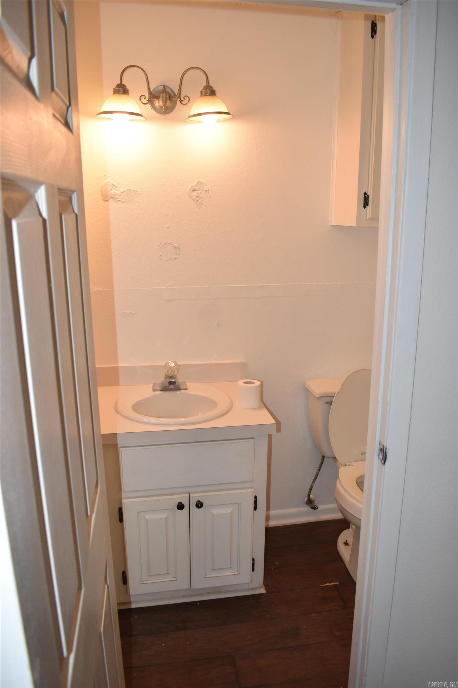 COLONIAL PARK - Residential