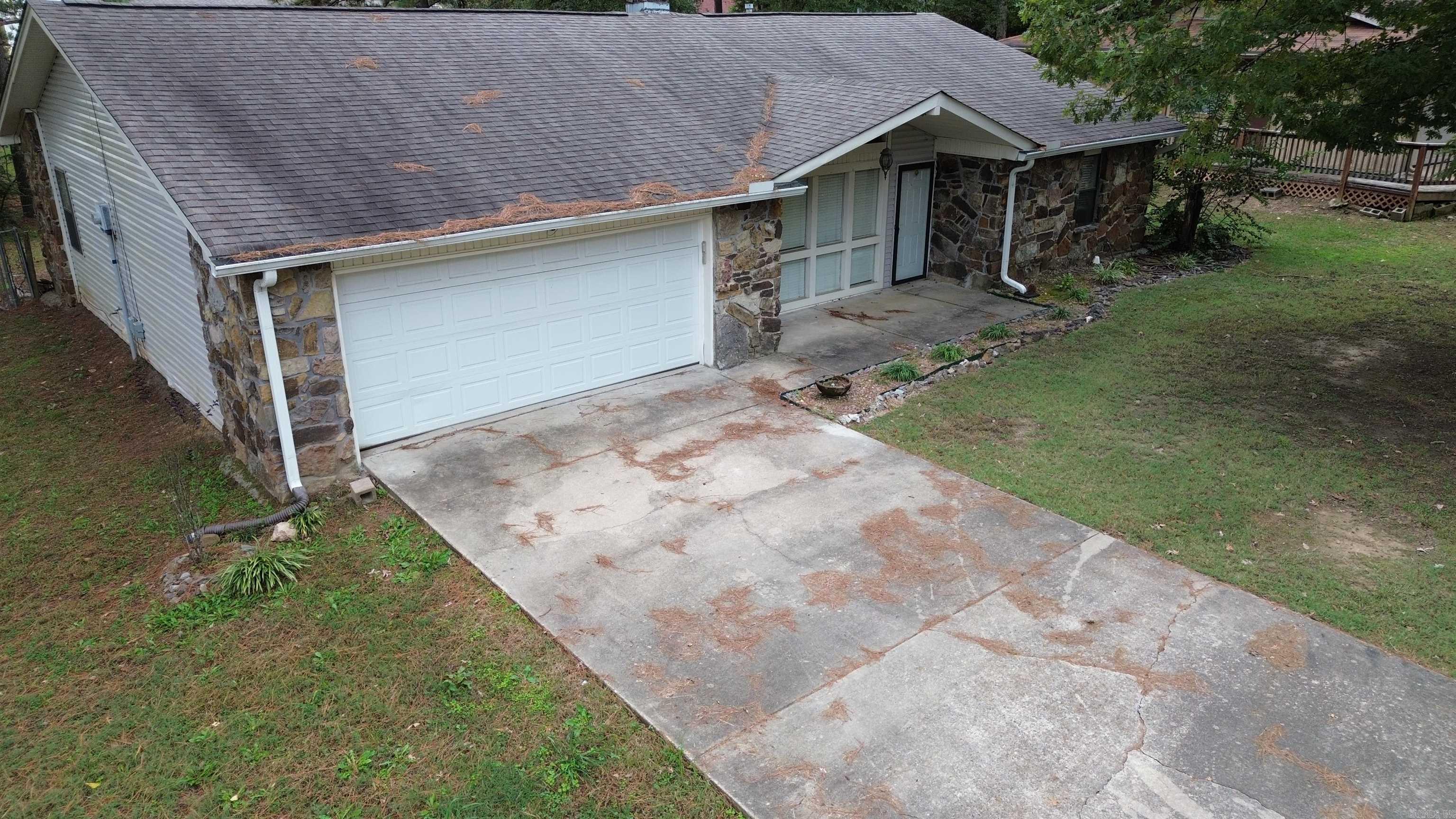 COLONIAL PARK - Residential