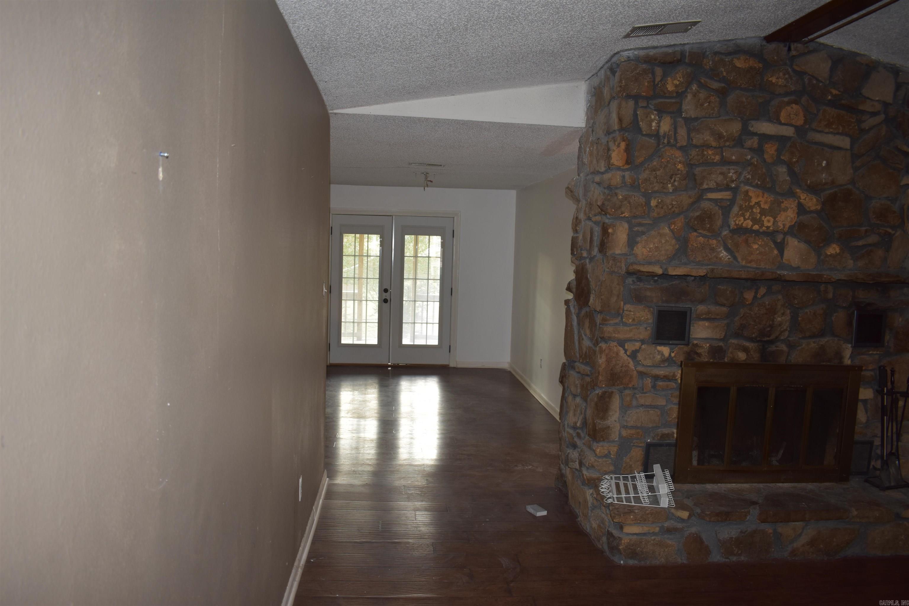 COLONIAL PARK - Residential