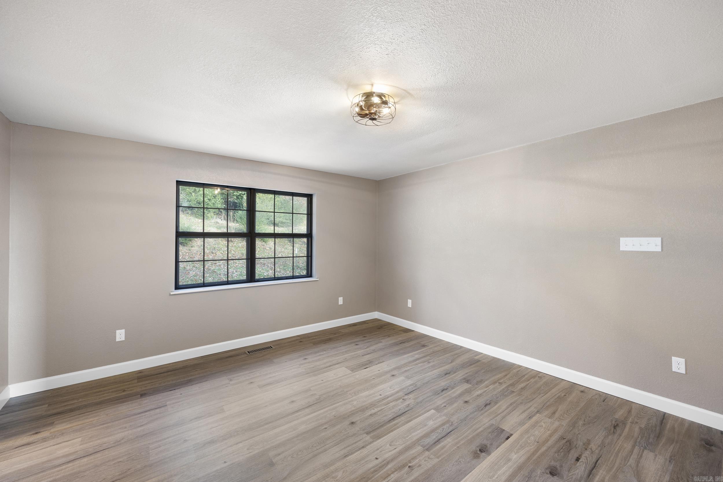 HAMILTON-WILSON ADDN TO LEW - Residential