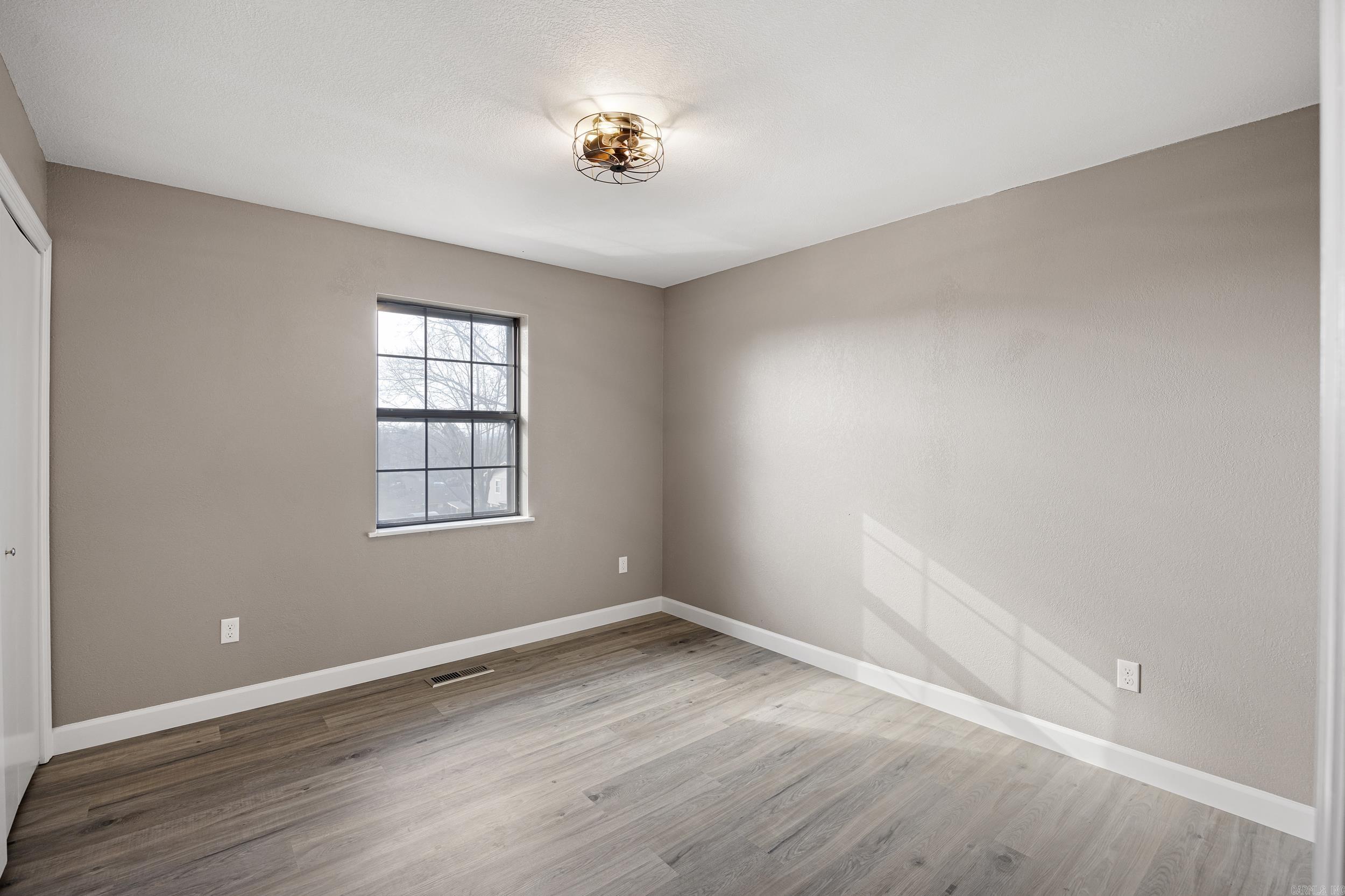 HAMILTON-WILSON ADDN TO LEW - Residential