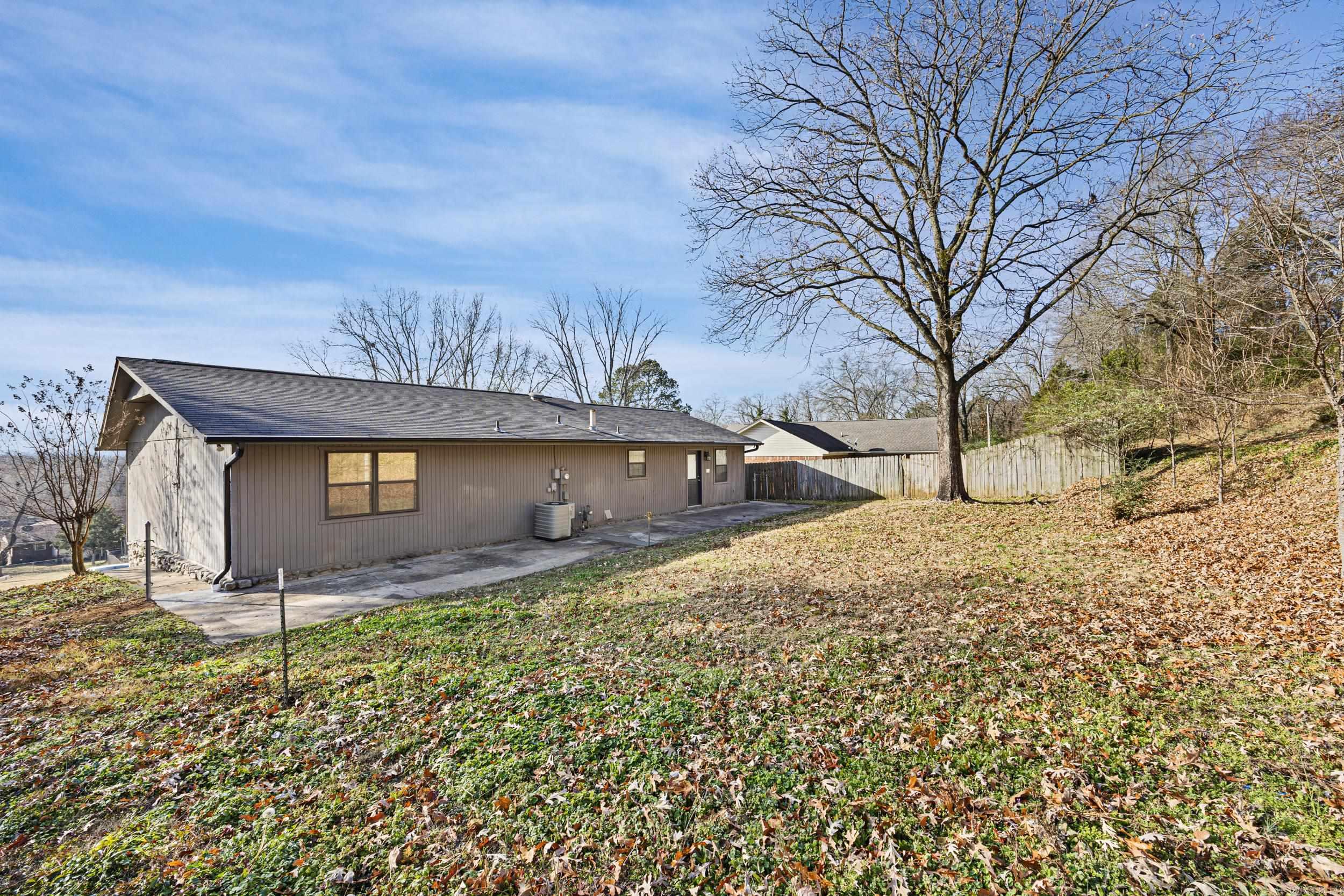 HAMILTON-WILSON ADDN TO LEW - Residential