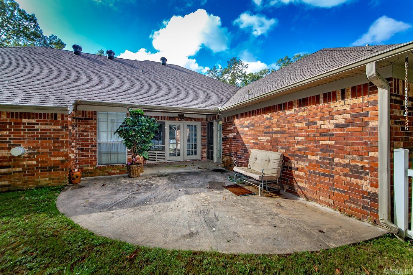 Lawson Oaks - Residential