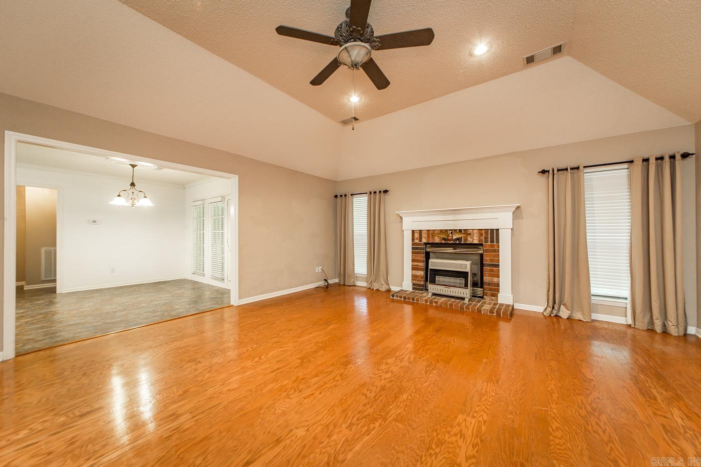 Lawson Oaks - Residential