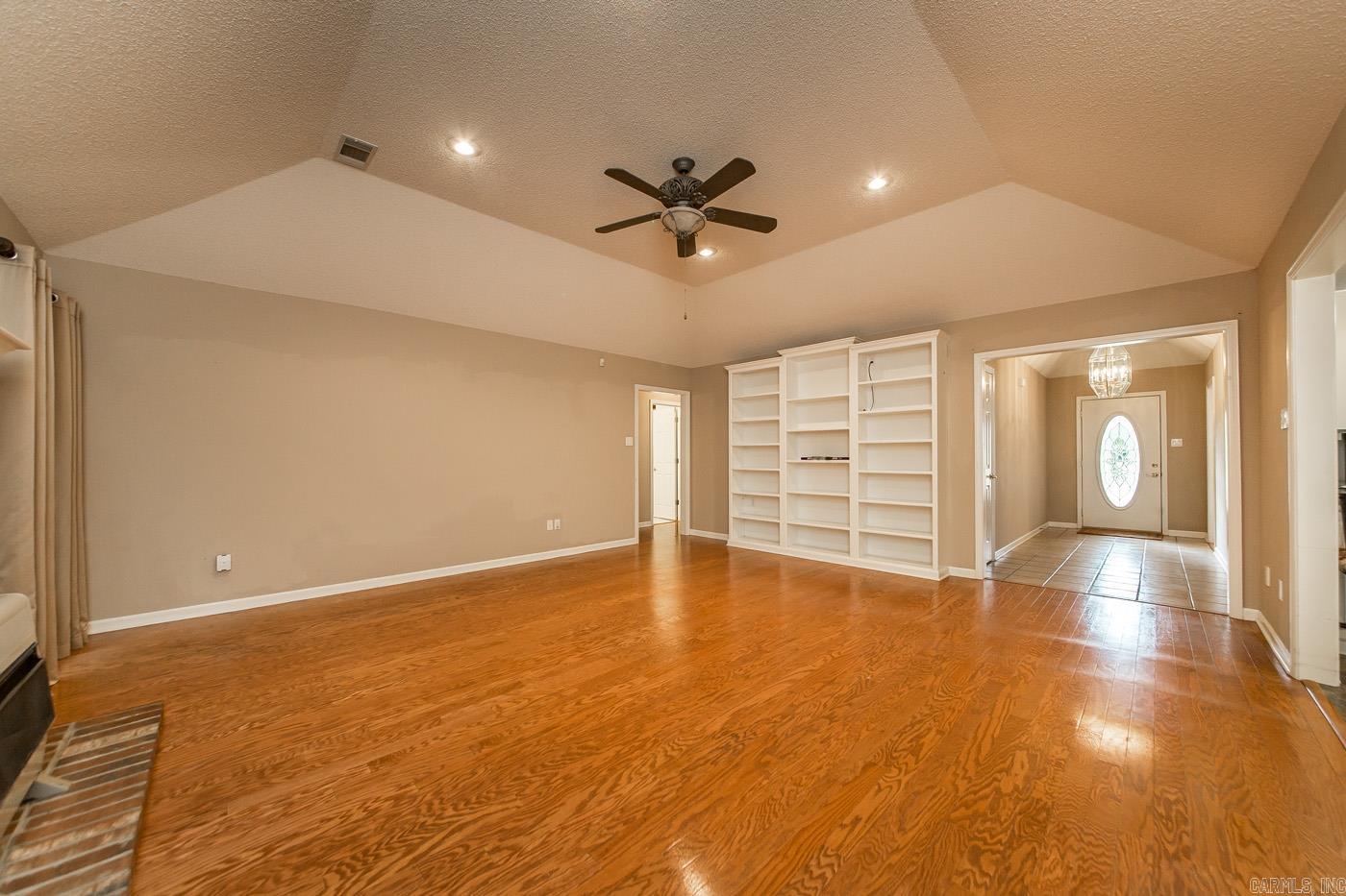 Lawson Oaks - Residential