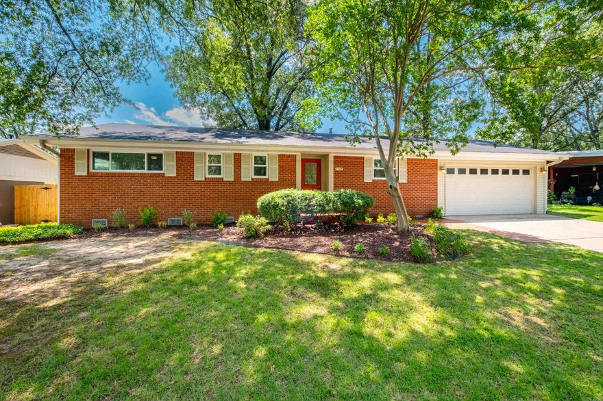 Charming mid-century home in desirable Lakewood location. Original hardwoods in bedrooms and formal living, updated tile in kitchen and 2nd living space. Brand new carpet in bonus space/4th bedroom. Generous counter and cabinet space in the kitchen, fireplace with gas logs in formal living and tons of built in shelves and natural light in 2nd living area. Newly remodeled (2025) bonus space could be 4th bedroom, game room or office. Enjoy the fully fenced backyard from the deck. Amazing location within walking distance of Old Mill, Lakewood Lakes 2 & 3 and Lakewood Elementary. Other recent updates include recessed lighting (2021), new paint (2021), new tile in dining (2022), new windows (2022).