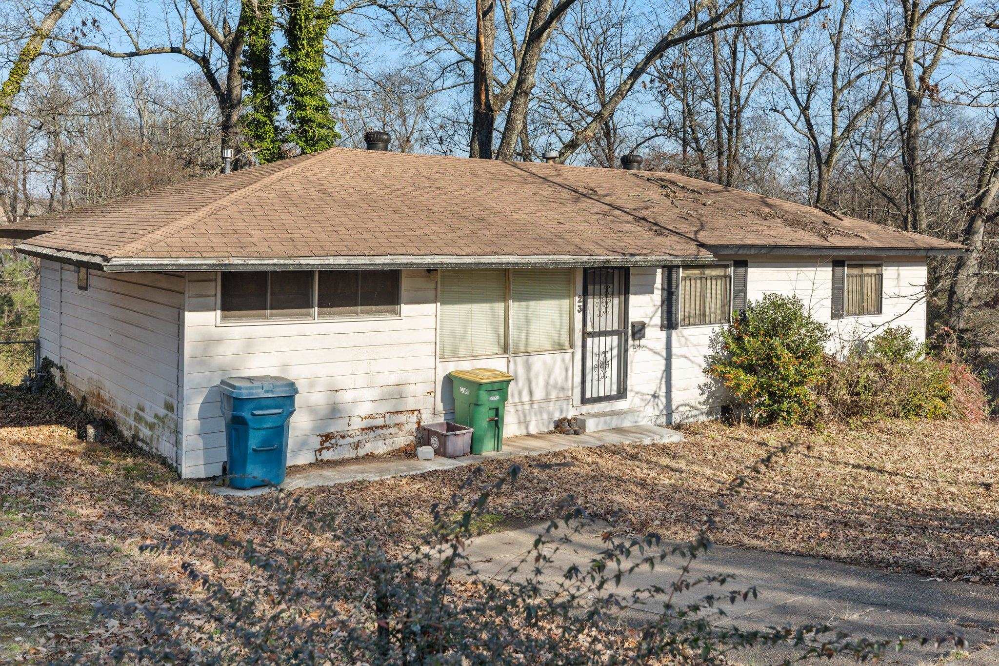 MEADOWCLIFF - Residential