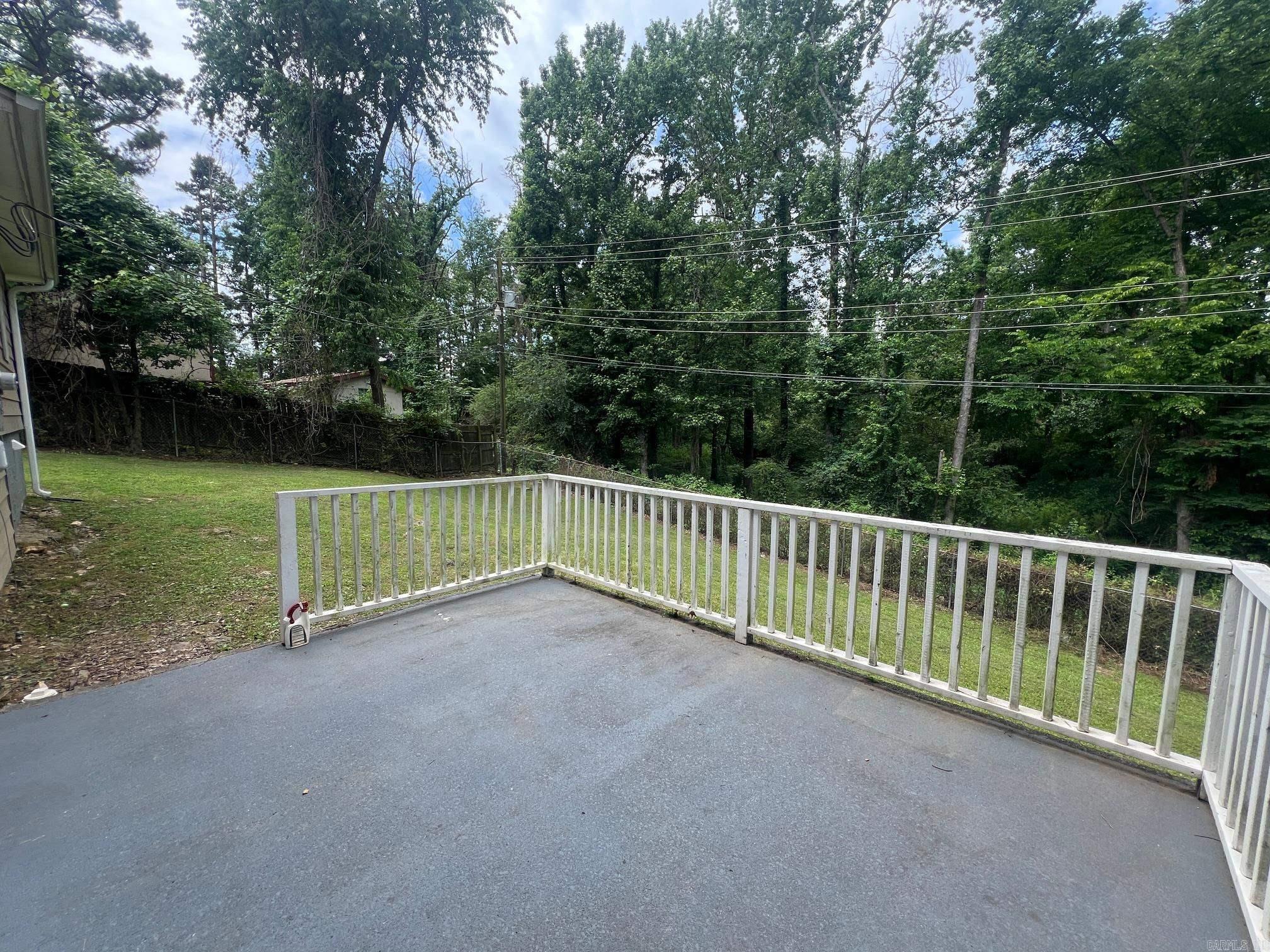 TWIN LAKES - Residential